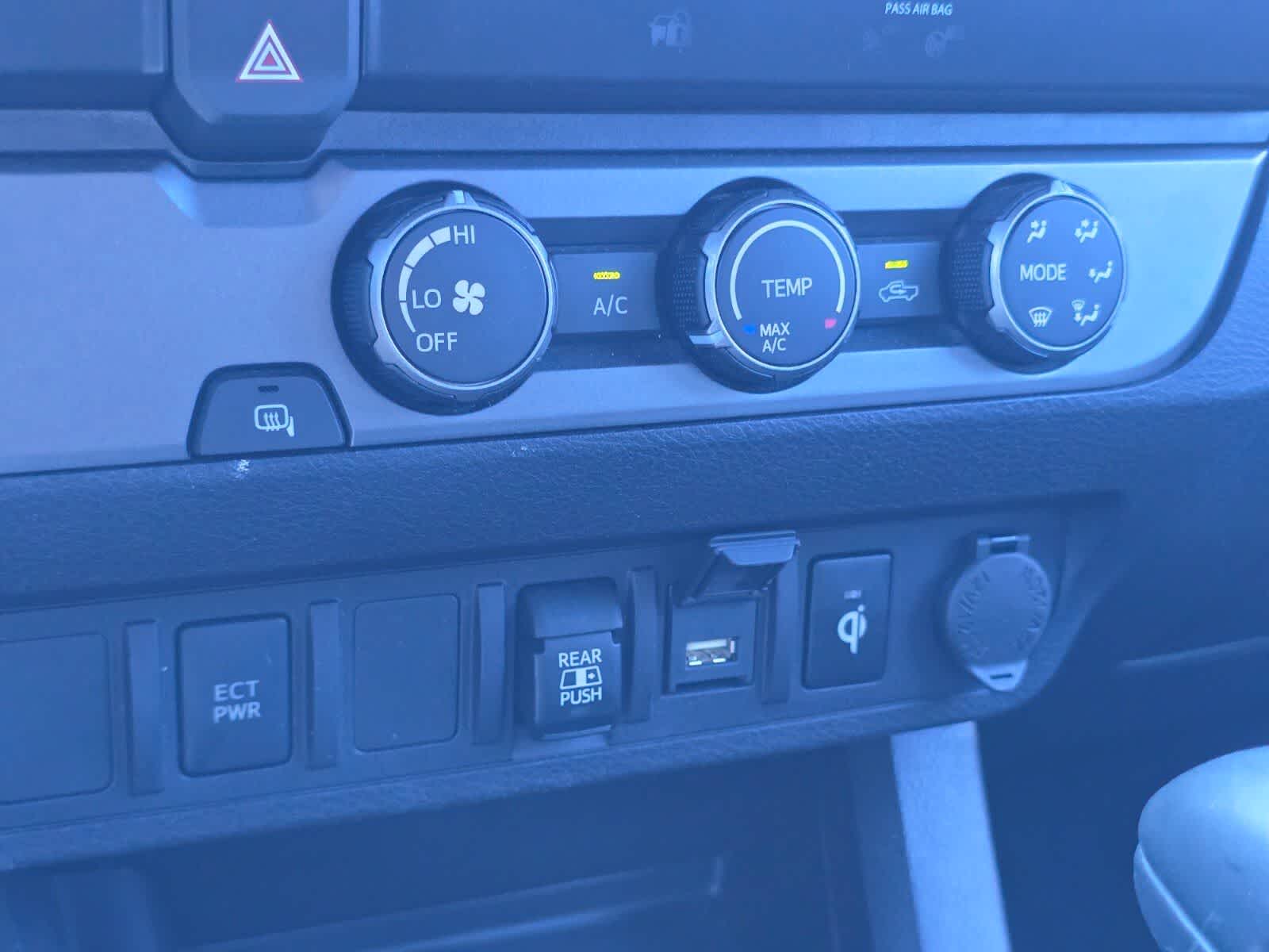 Thumbnail: 2020 Toyota Tacoma - 17