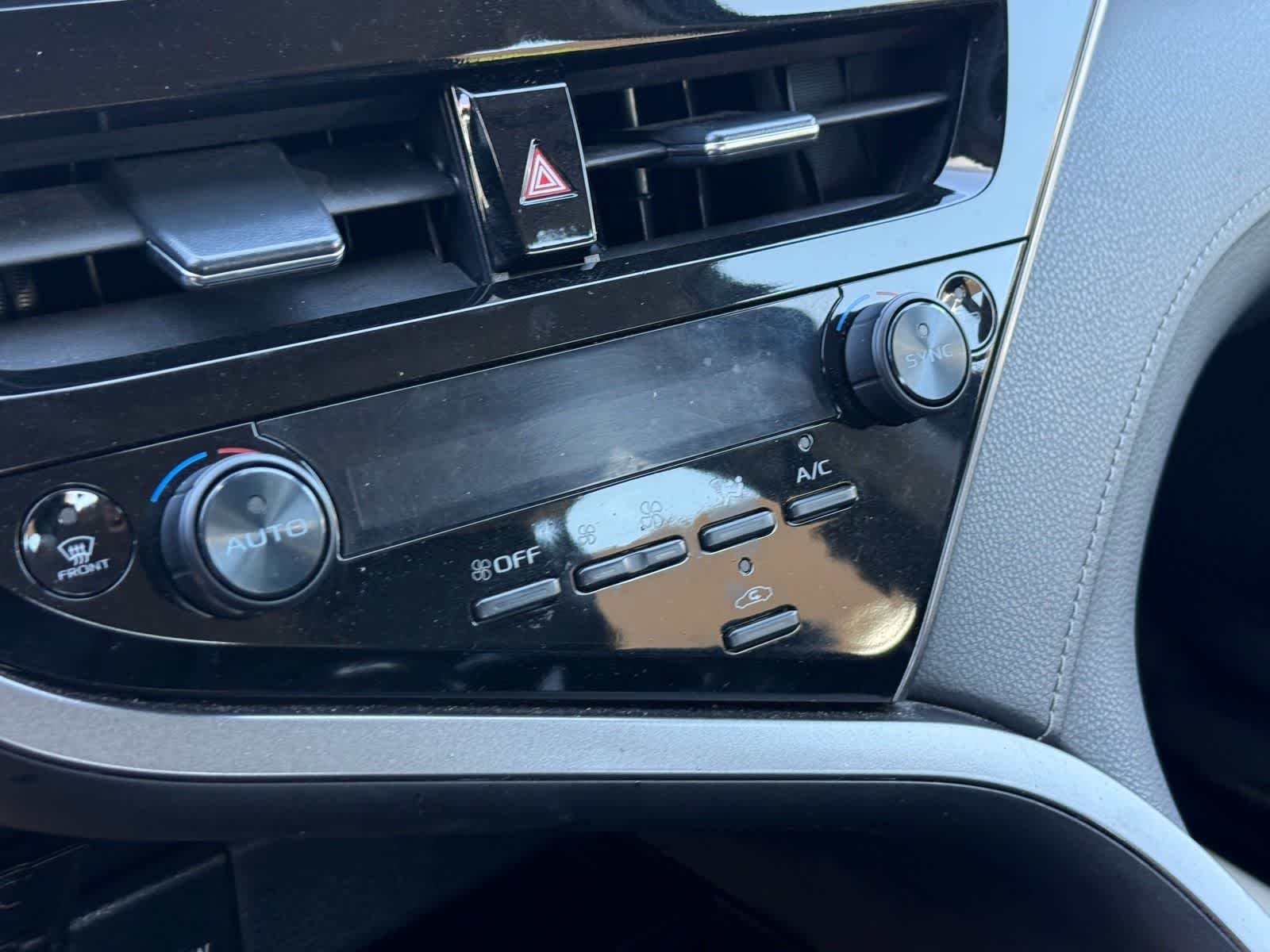 Thumbnail: 2023 Toyota Camry - 17