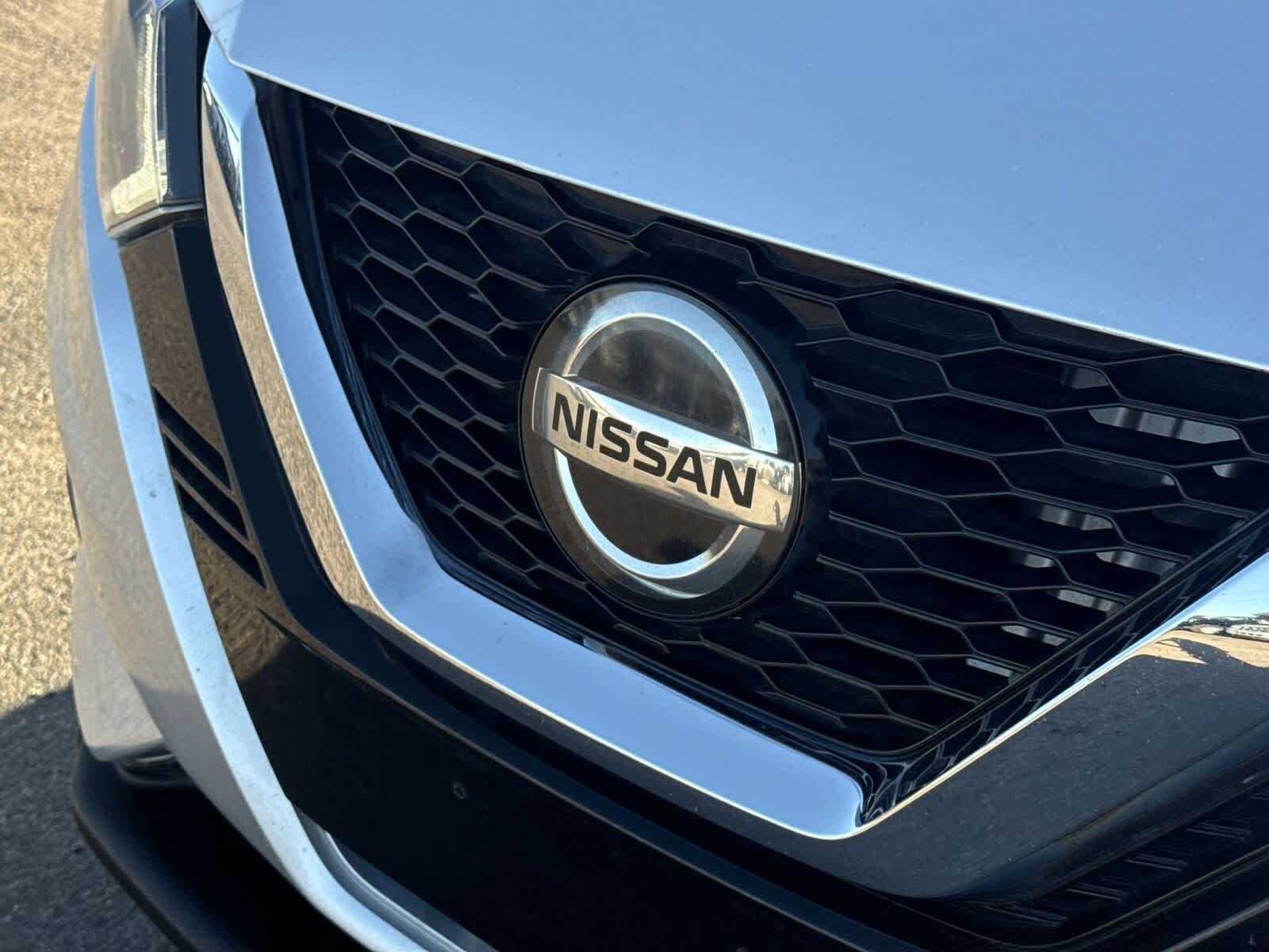 Thumbnail: 2020 Nissan Rogue Sport - 32