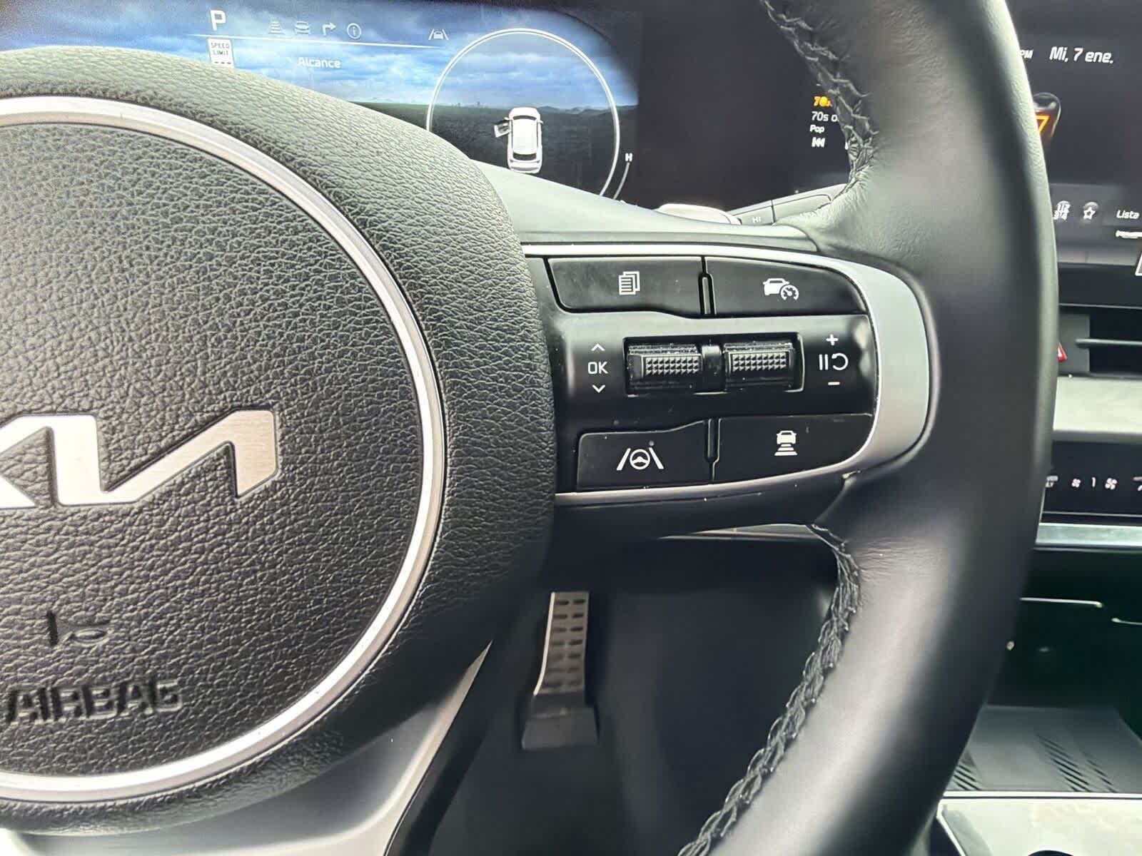 Thumbnail: 2023 Kia Sportage - 29