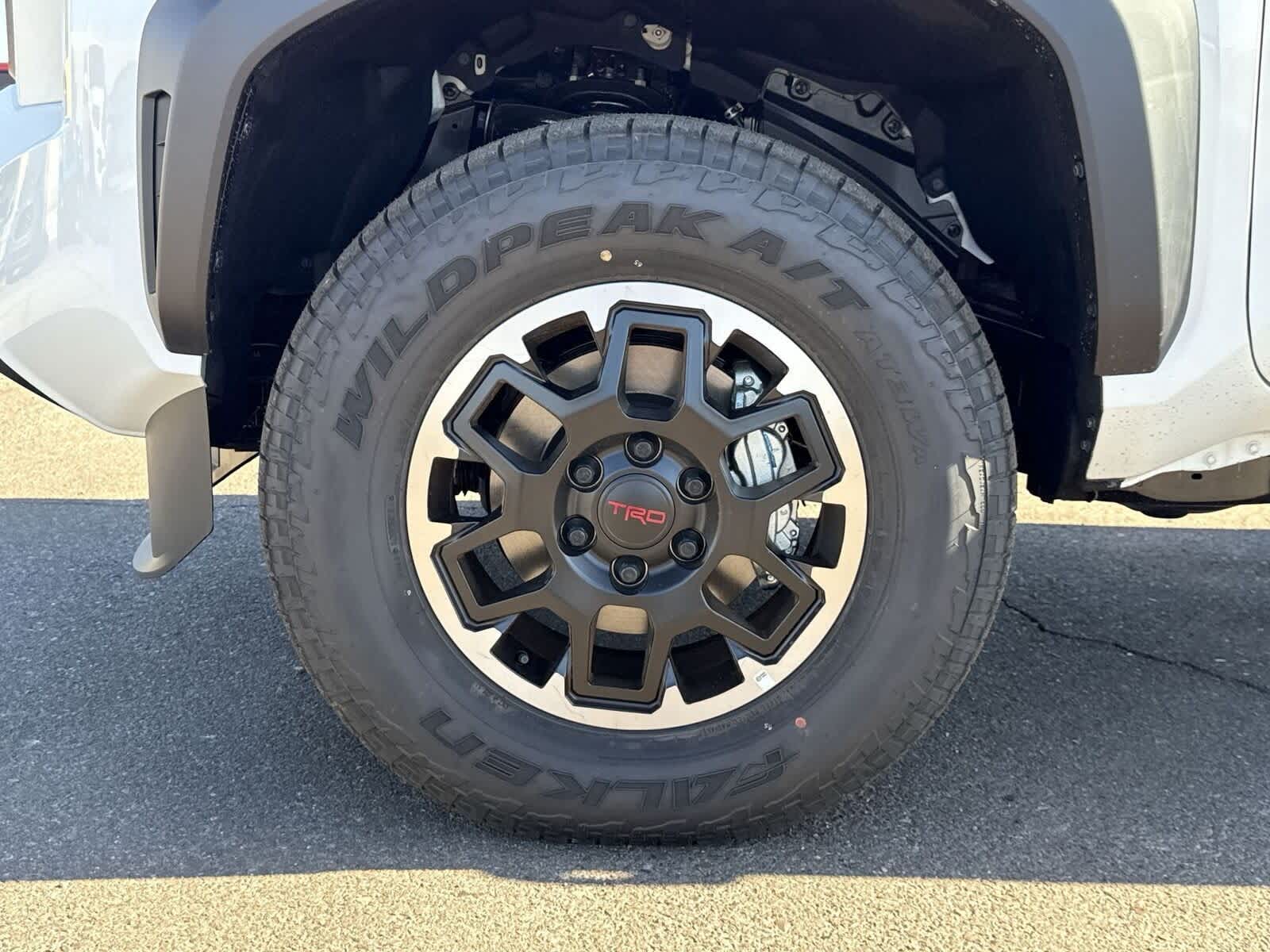 Thumbnail: 2025 Toyota Tacoma - 10