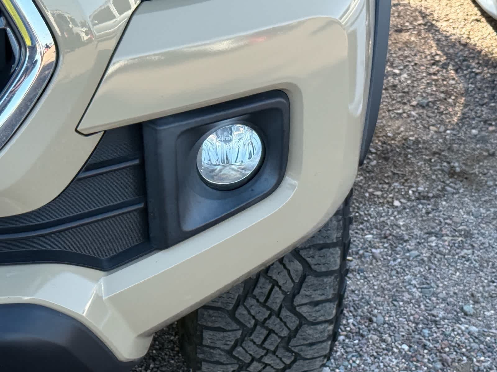 2018 Toyota Tacoma TRD Off-Road 19
