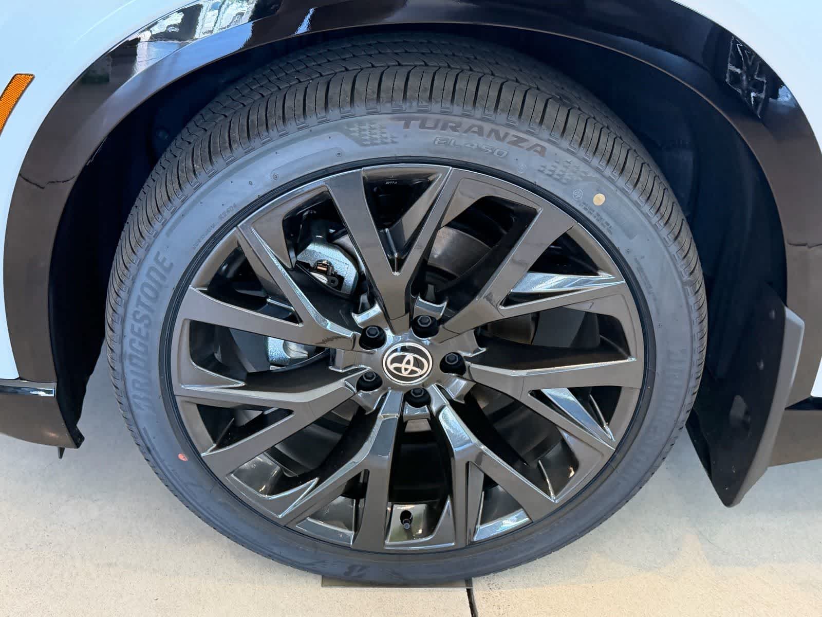 Thumbnail: 2026 Toyota Crown Signia - 9