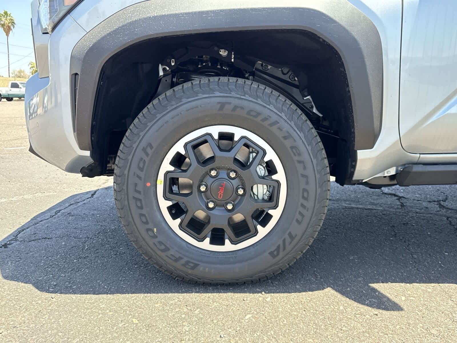 Thumbnail: 2025 Toyota Tacoma - 10