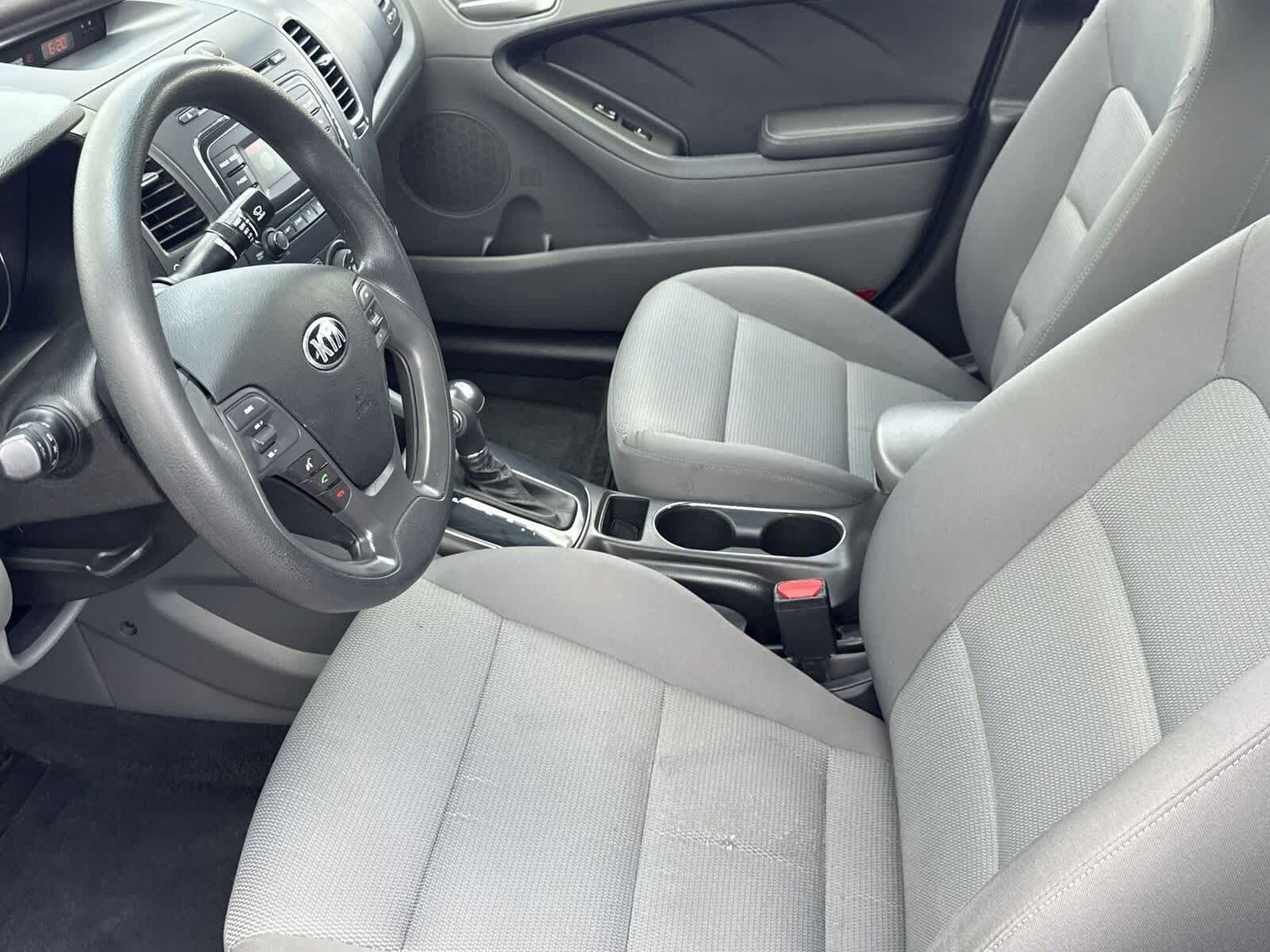 2017 Kia Forte LX 17