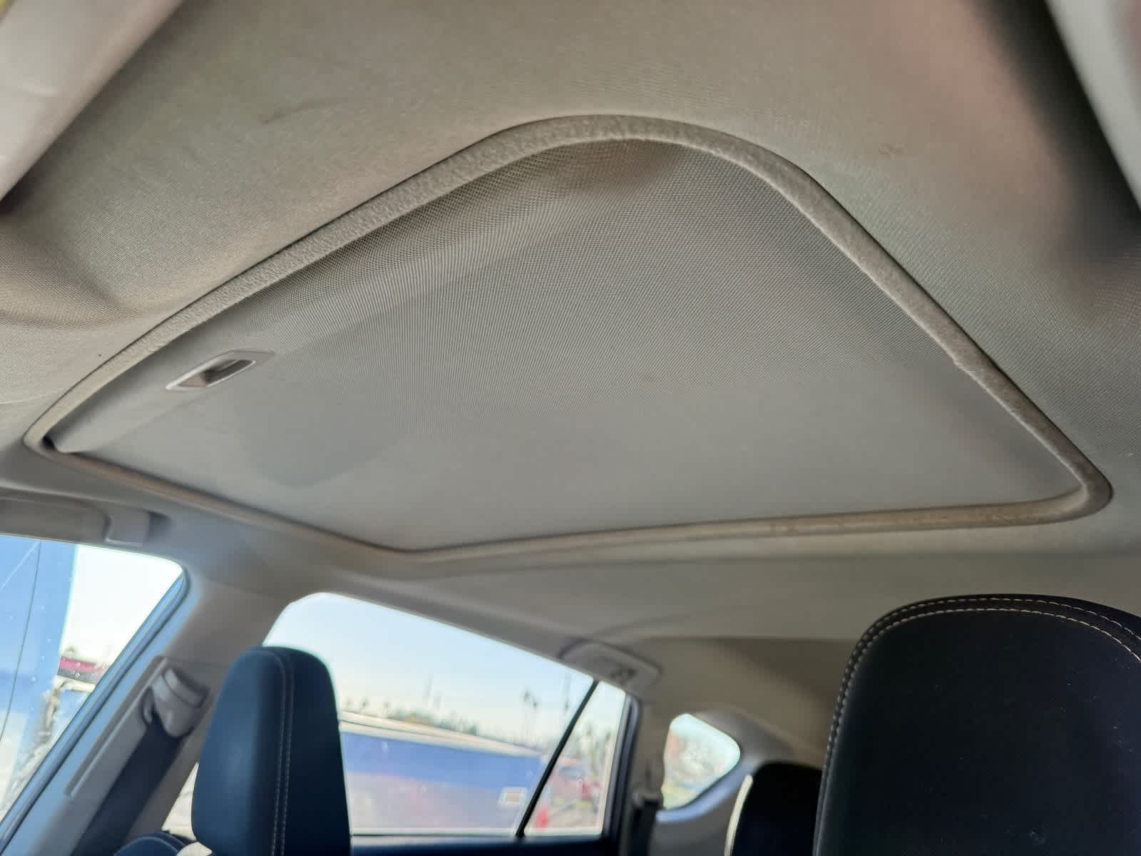 Thumbnail: 2015 Toyota RAV4 - 18