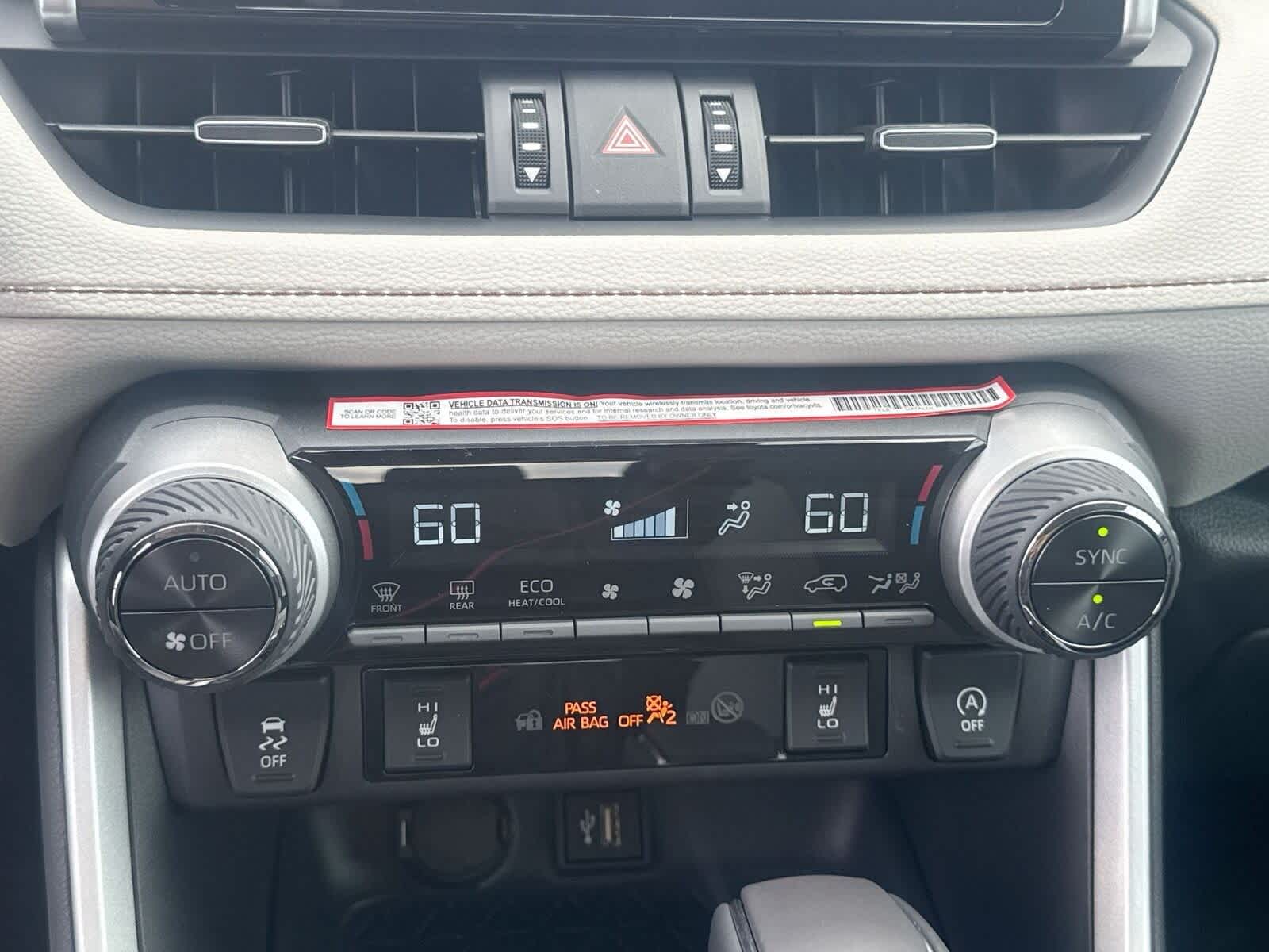 Thumbnail: 2025 Toyota RAV4 - 22