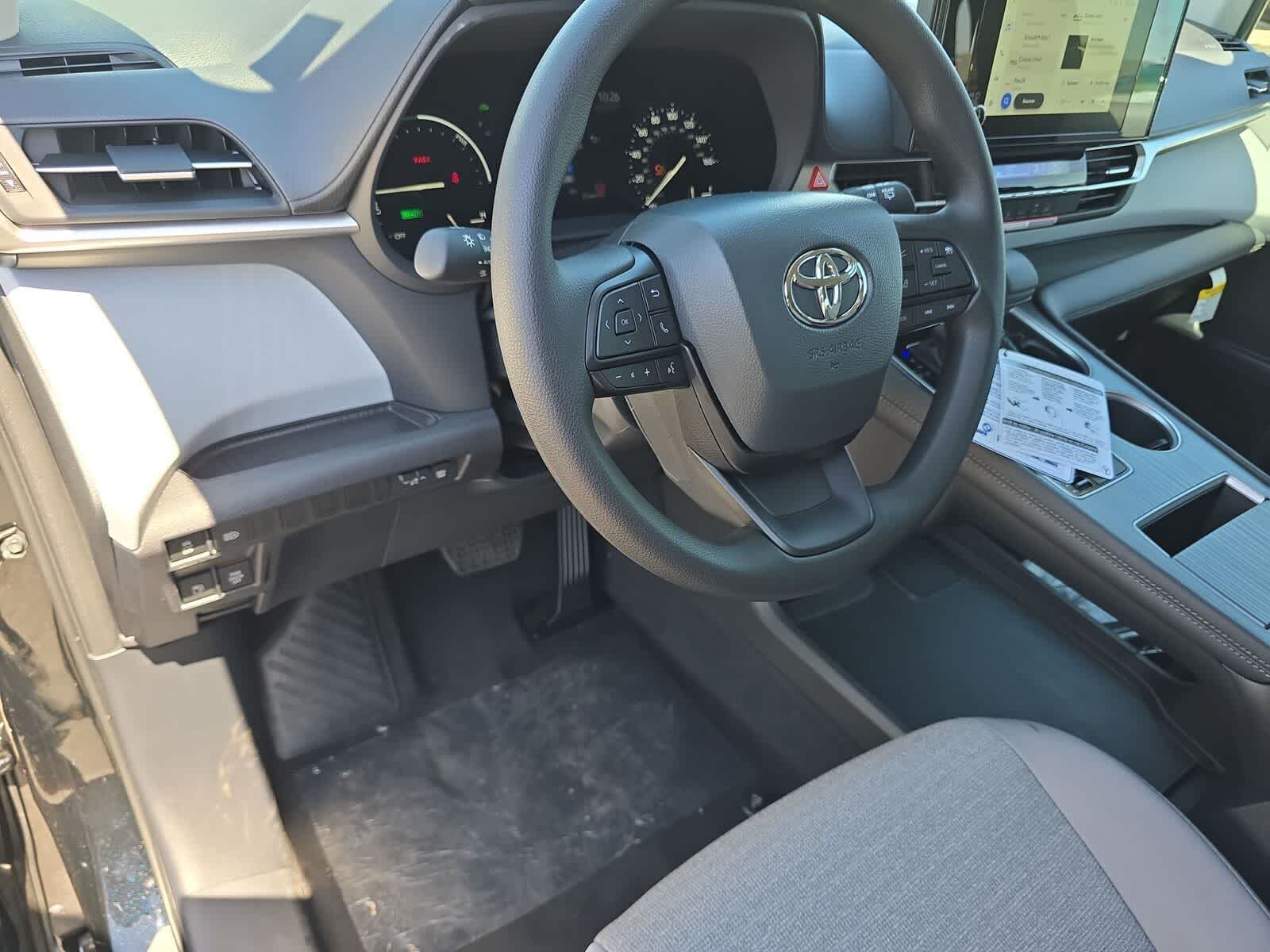 Thumbnail: 2026 Toyota Sienna - 16