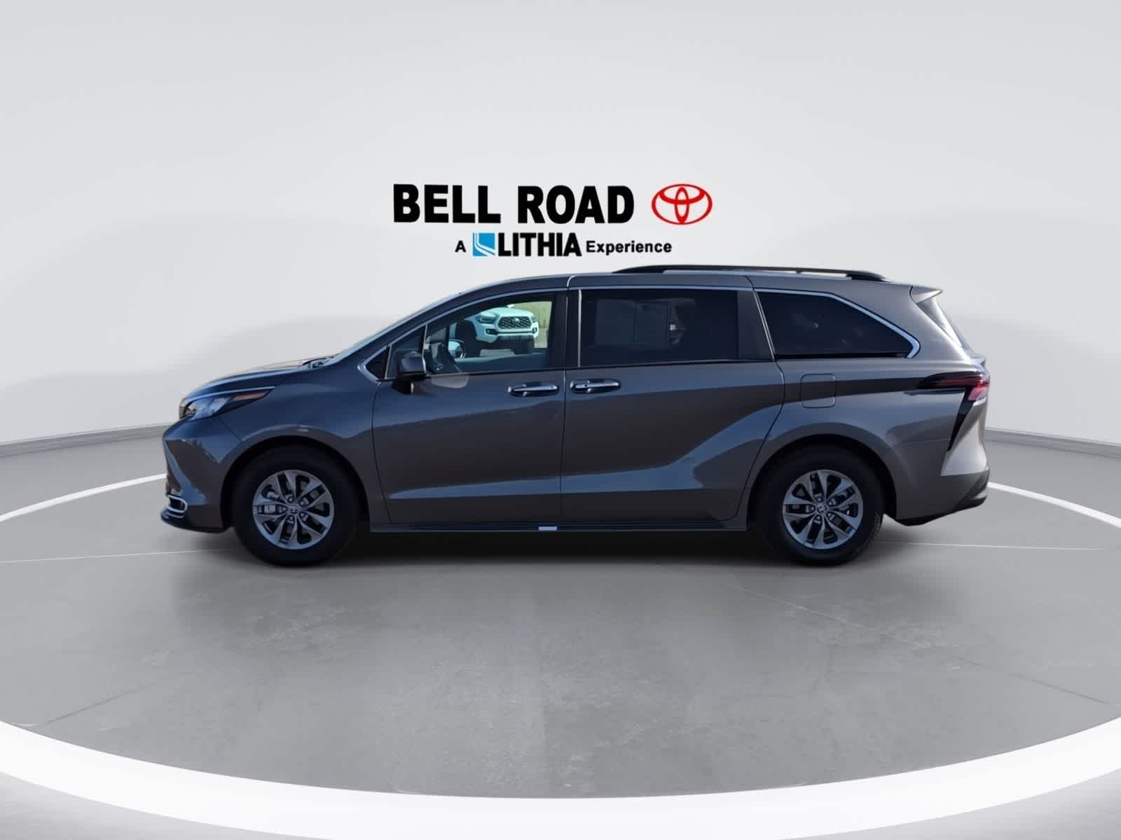 Thumbnail: 2024 Toyota Sienna - 5