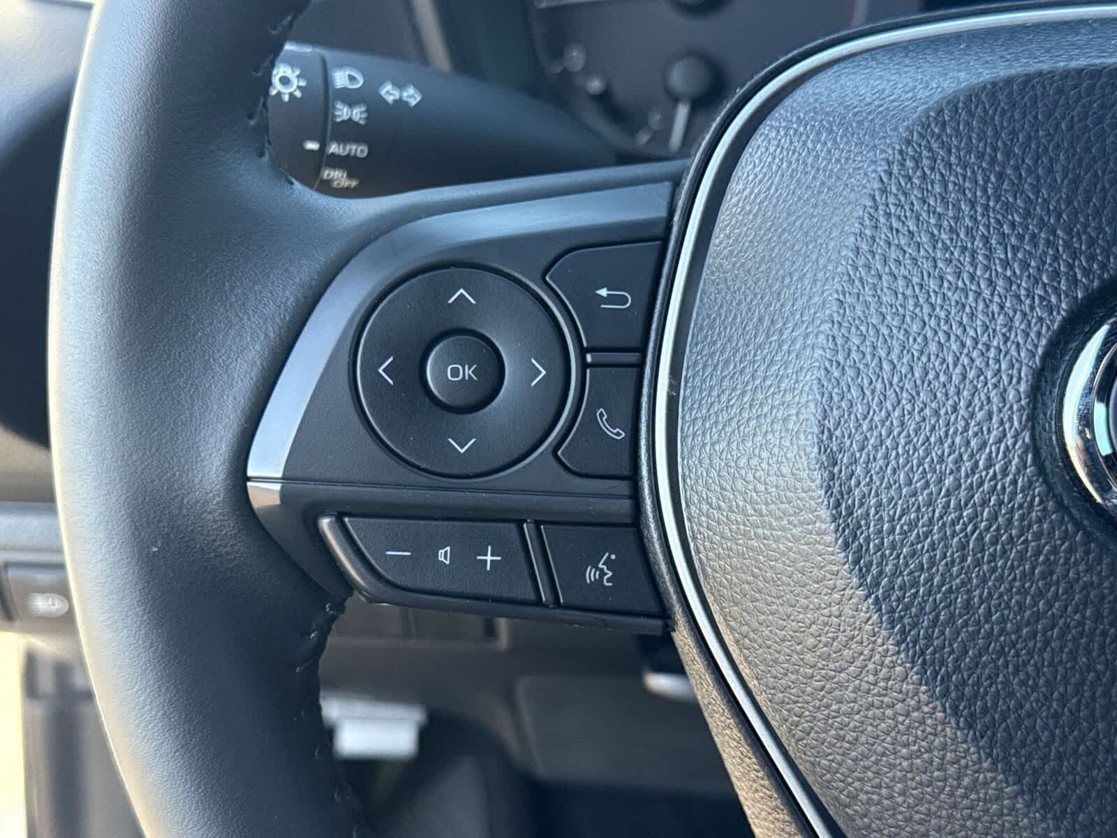 Thumbnail: 2025 Toyota Corolla - 27