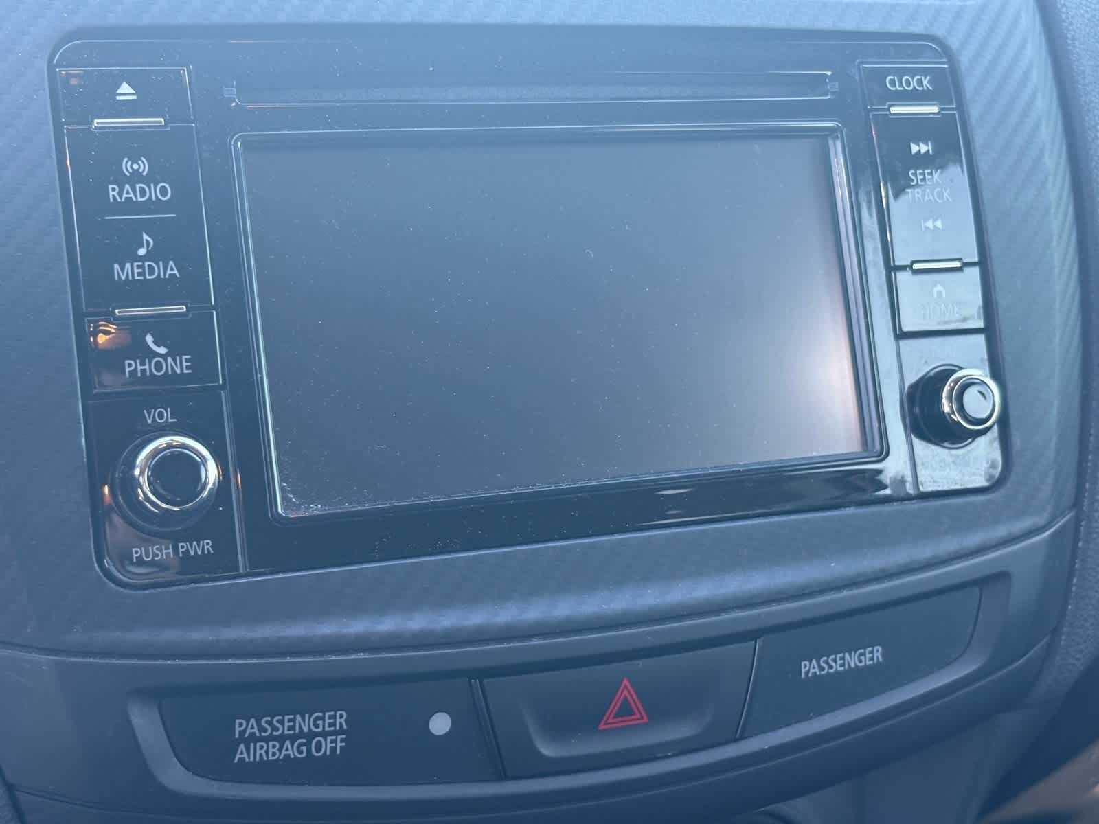 Thumbnail: 2016 Mitsubishi Outlander Sport - 18