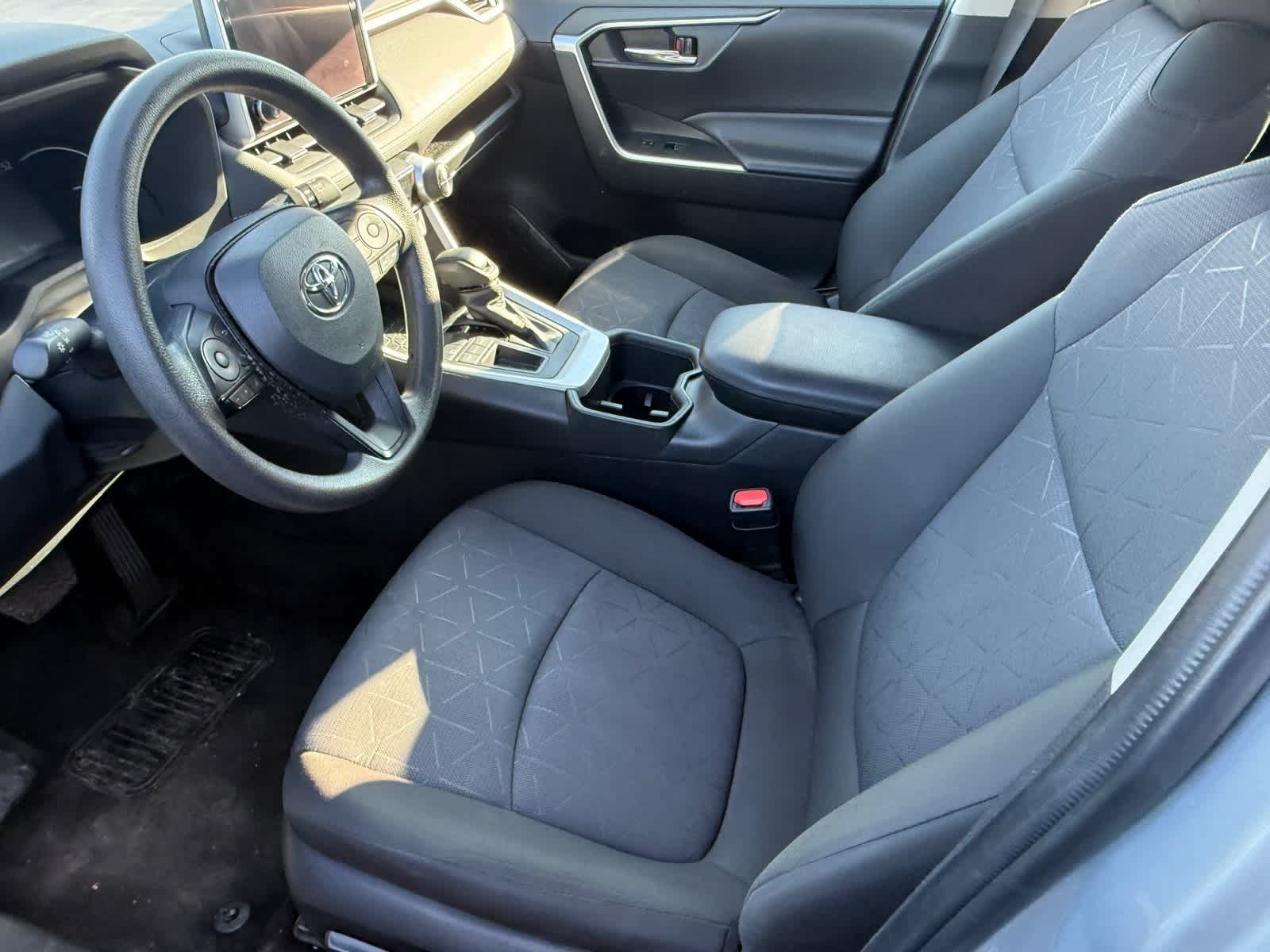 Thumbnail: 2024 Toyota RAV4 - 19