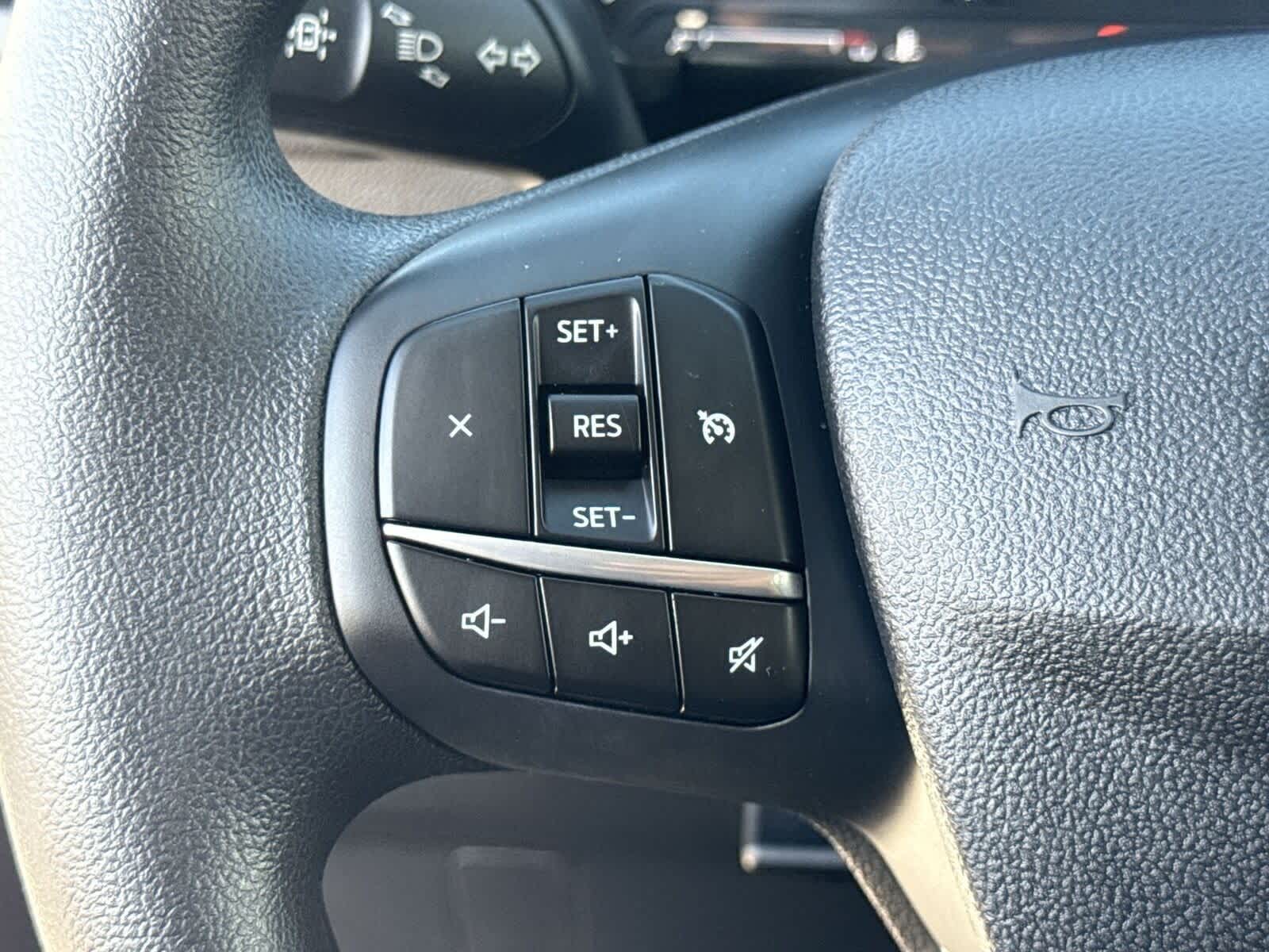 Thumbnail: 2022 Ford Escape - 27