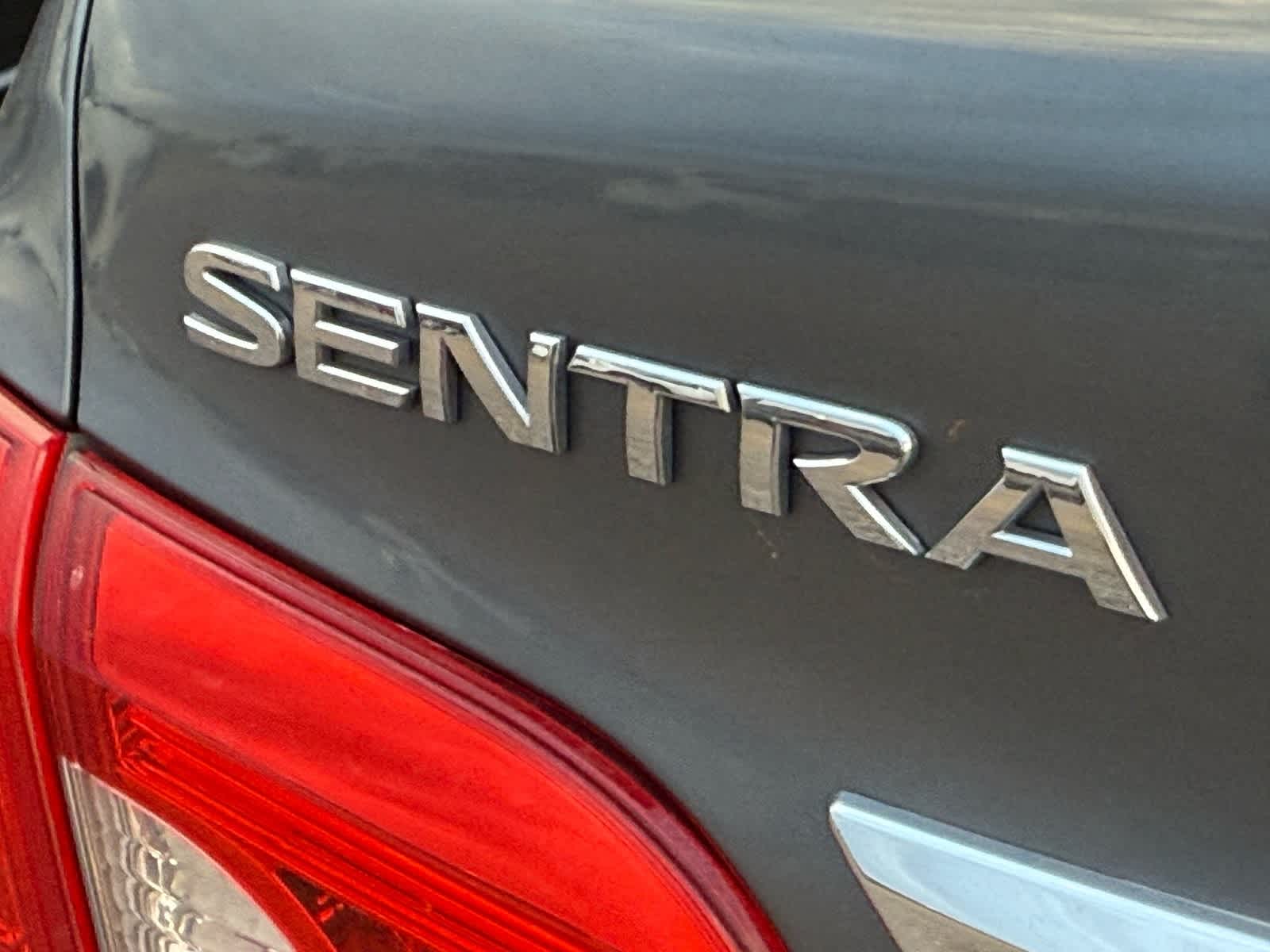 Thumbnail: 2016 Nissan Sentra - 13