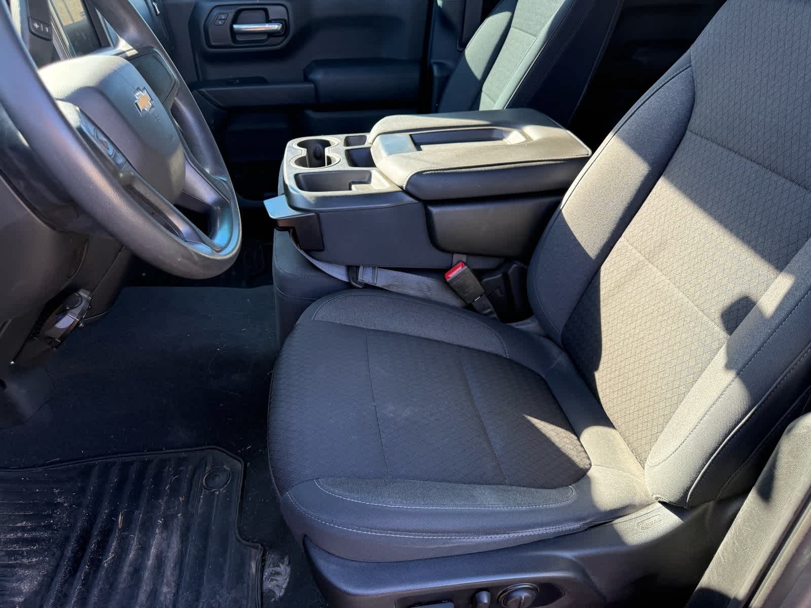 Thumbnail: 2015 Chevrolet Silverado 1500 - 19