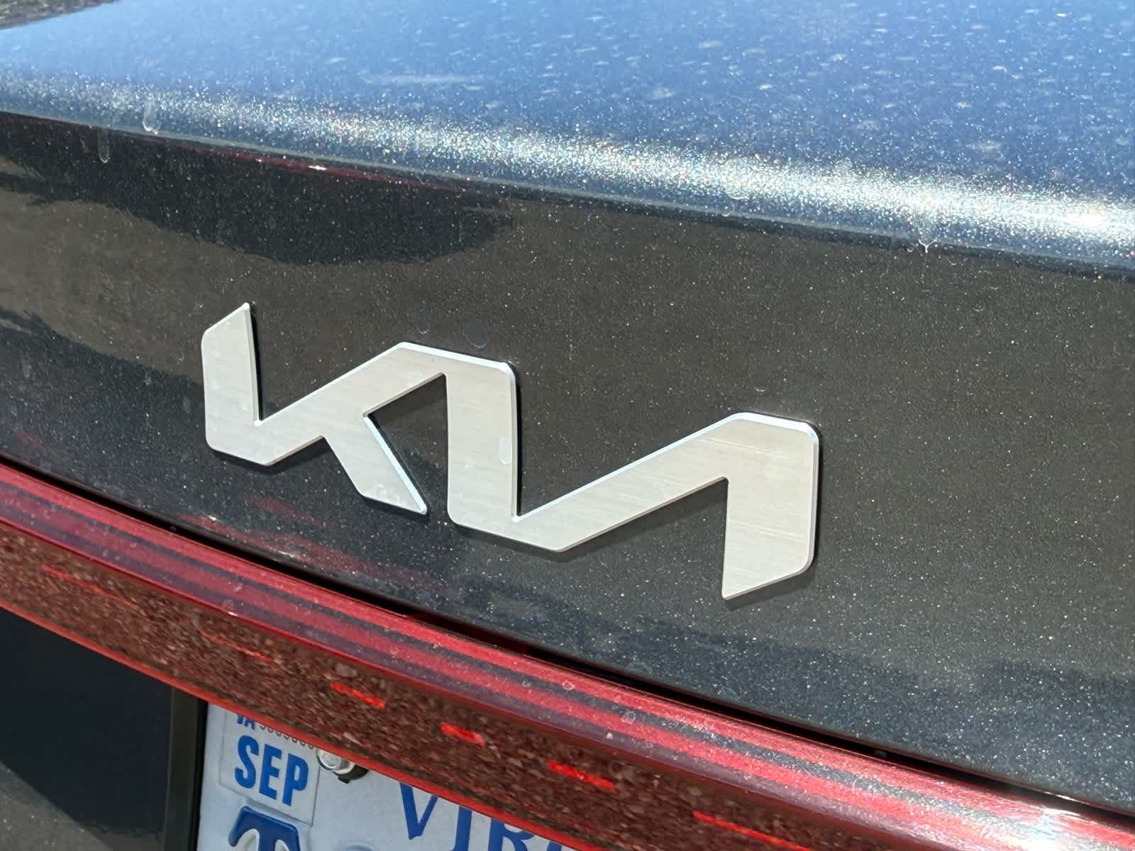 Thumbnail: 2024 Kia Forte - 16