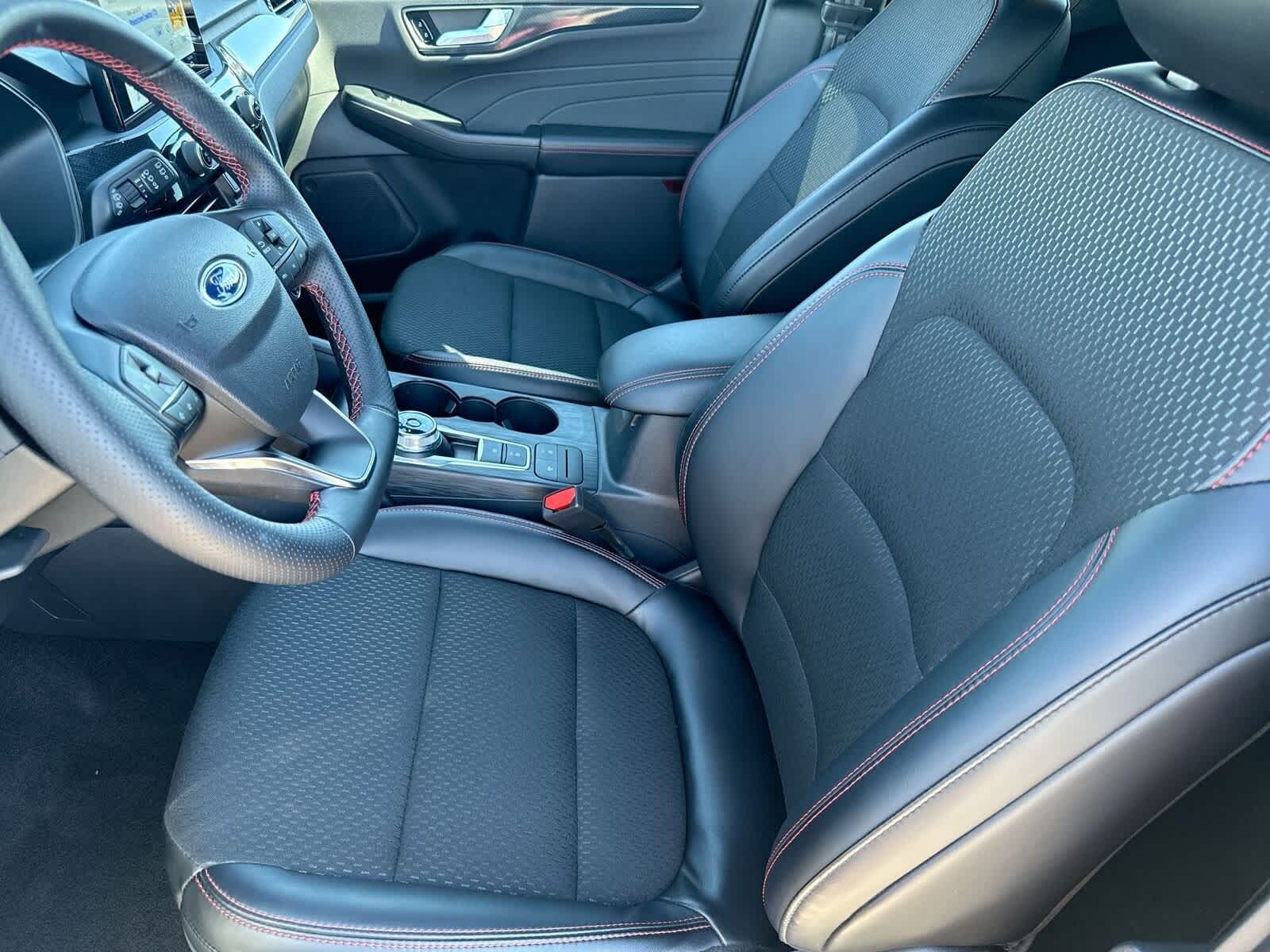 Thumbnail: 2025 Ford Escape - 17