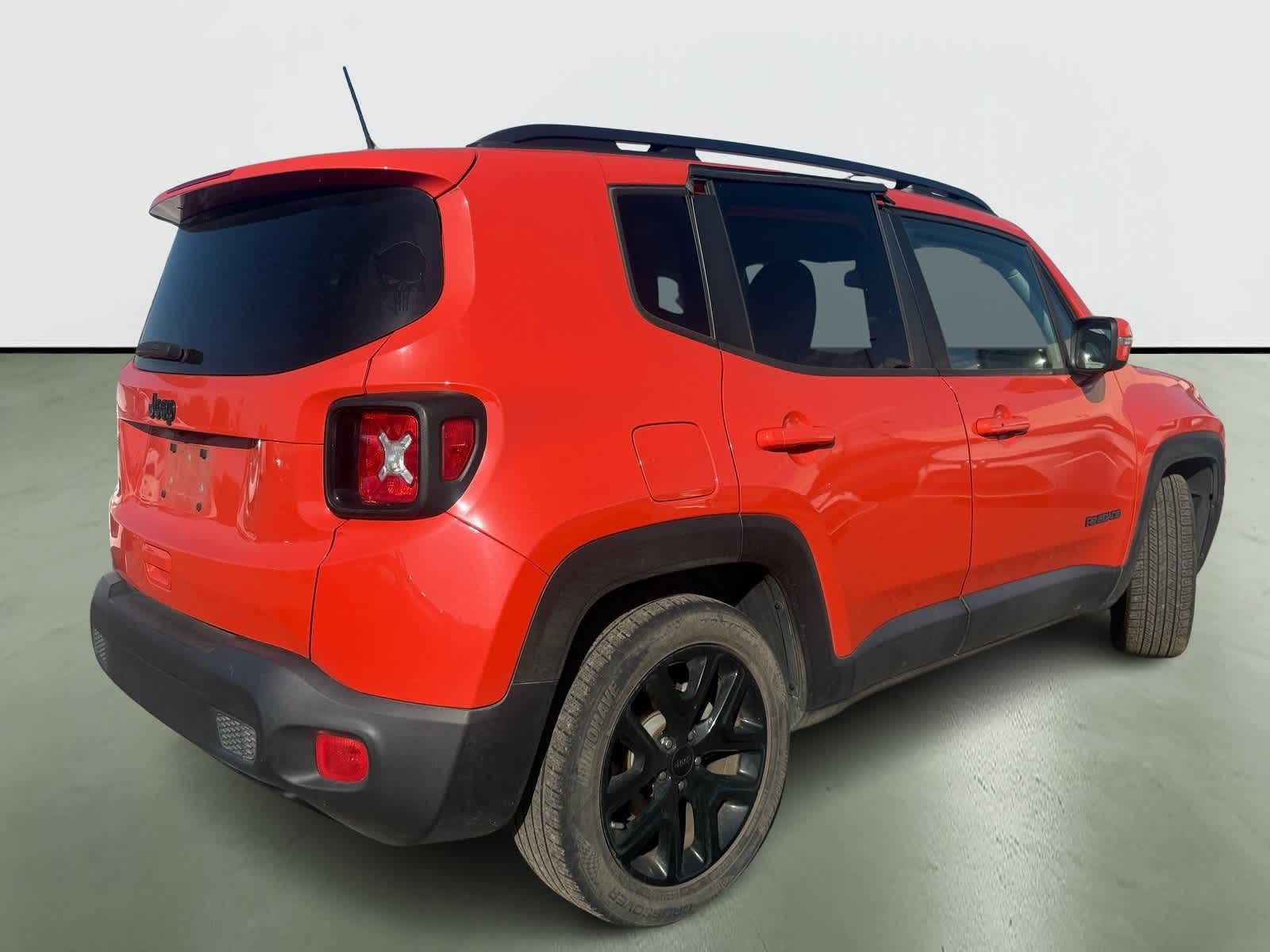 Thumbnail: 2018 Jeep Renegade - 4