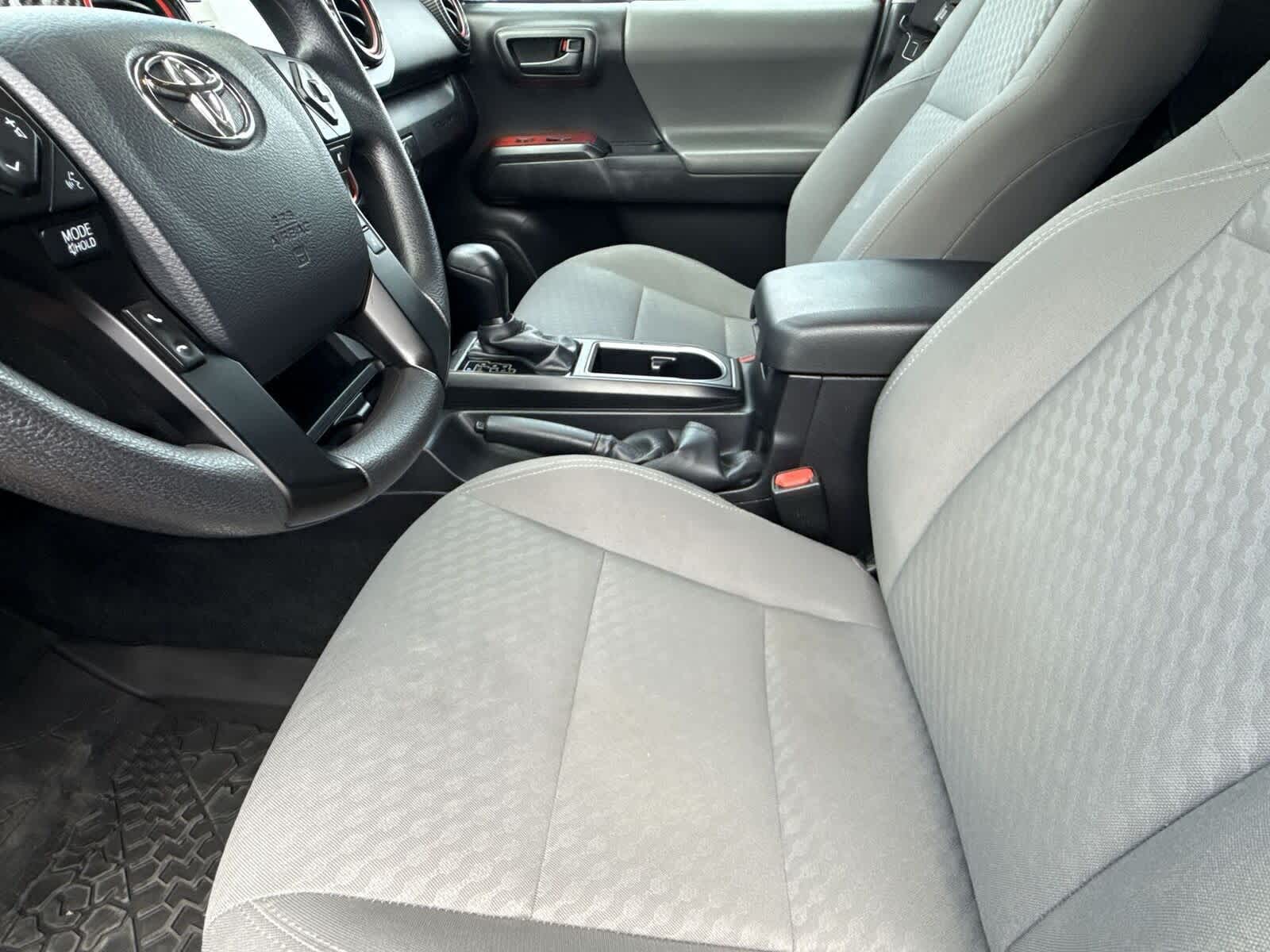 2023 Toyota Tacoma SR 17