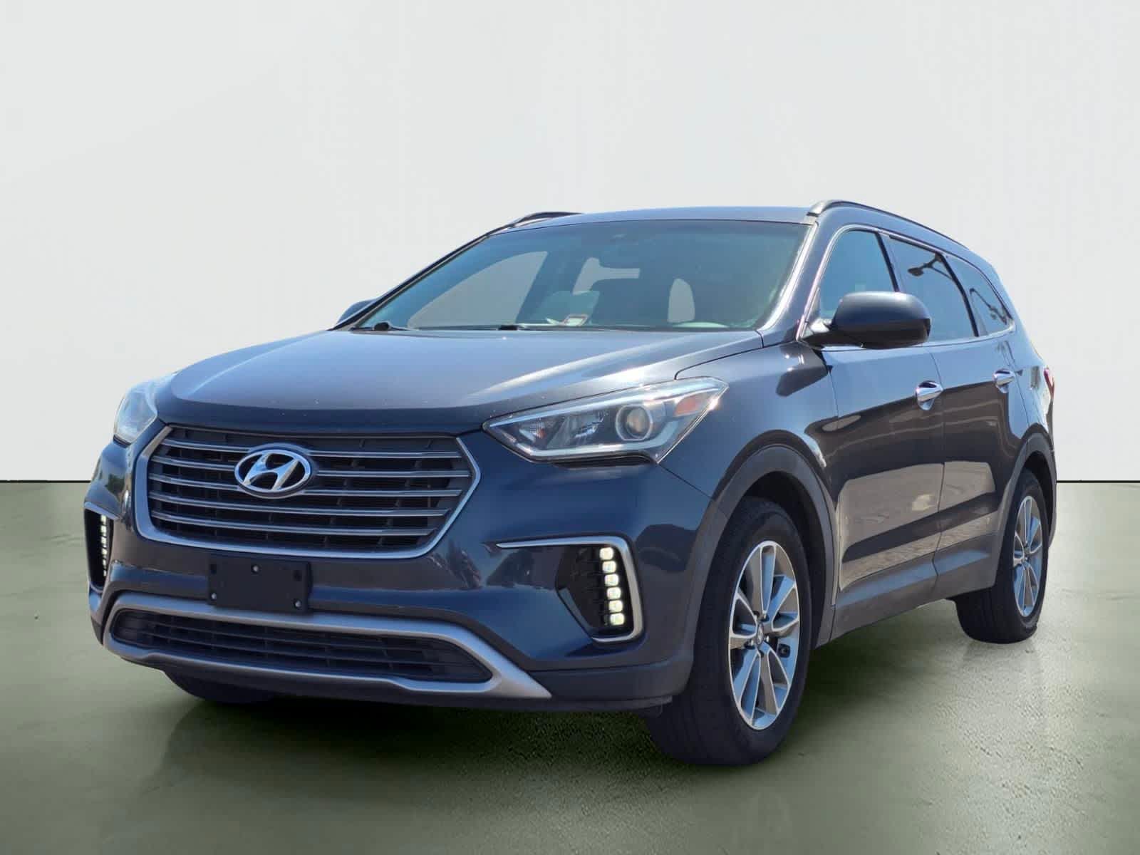 Thumbnail: 2017 Hyundai Santa Fe - 2