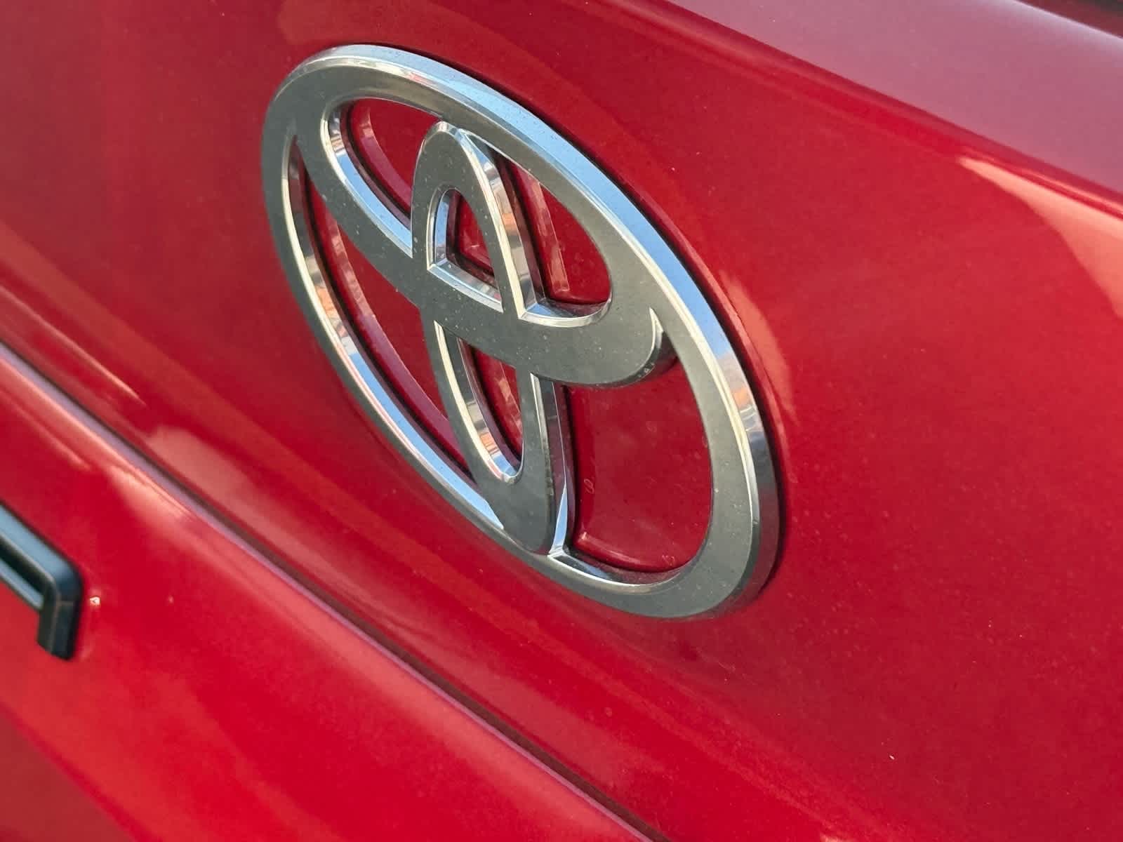 Thumbnail: 2025 Toyota Camry - 13