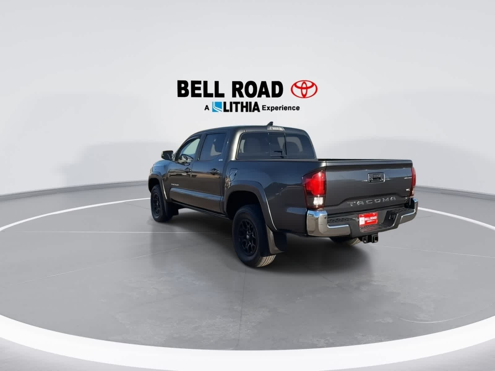 Thumbnail: 2022 Toyota Tacoma - 6