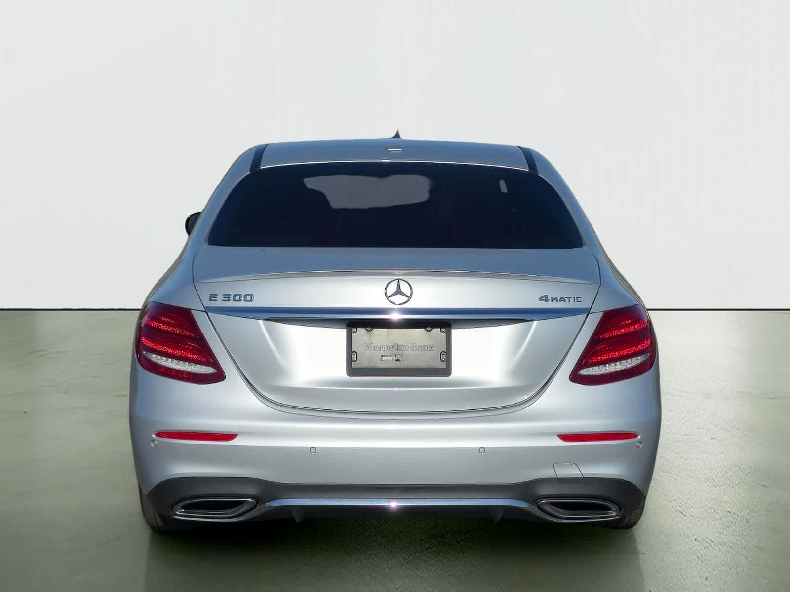 Thumbnail: 2019 Mercedes-Benz E-Class - 5
