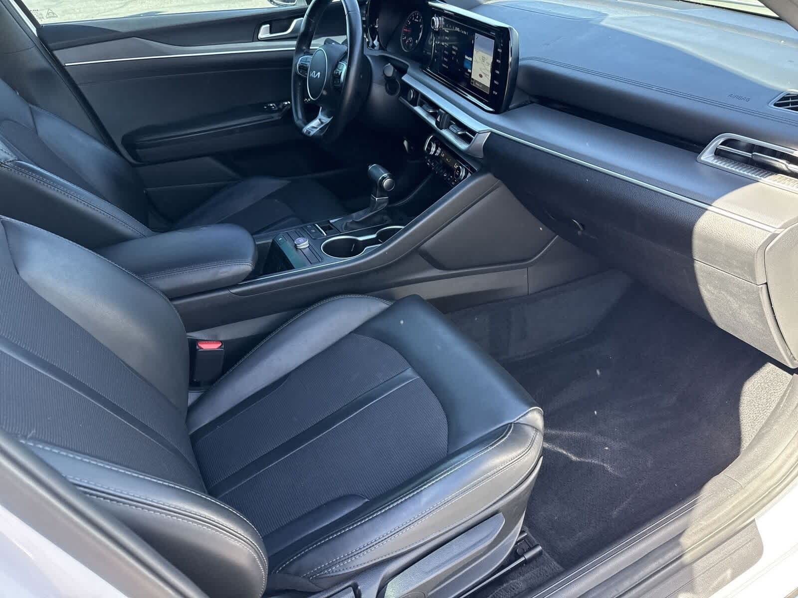 Thumbnail: 2022 Kia K5 - 11