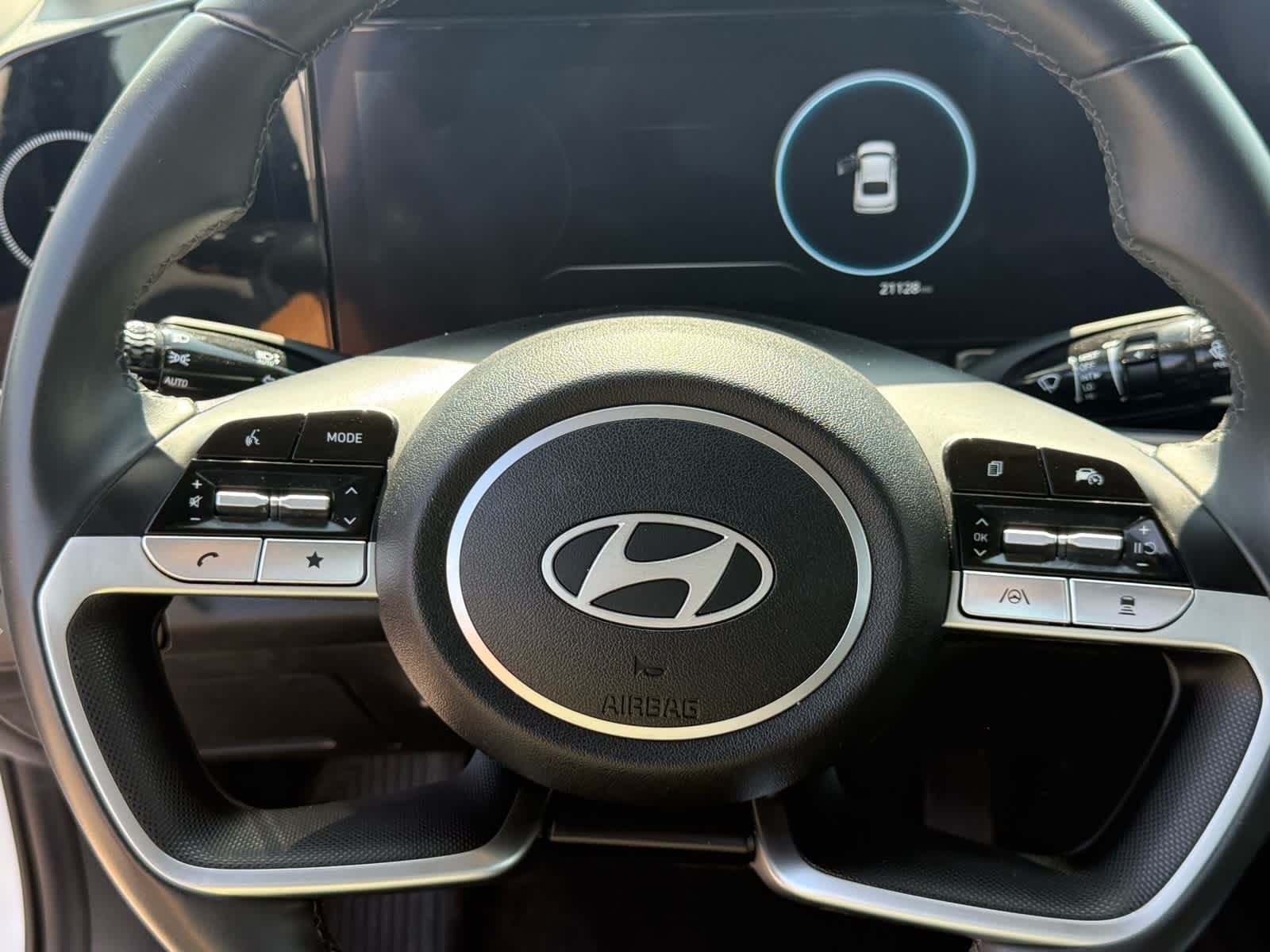 2024 Hyundai Elantra Limited Edition 18