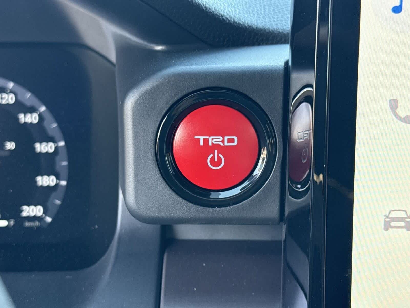 Thumbnail: 2025 Toyota Tacoma - 25