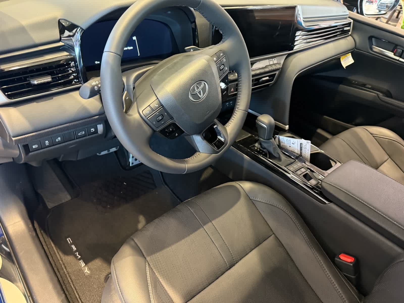 Thumbnail: 2025 Toyota Camry - 9