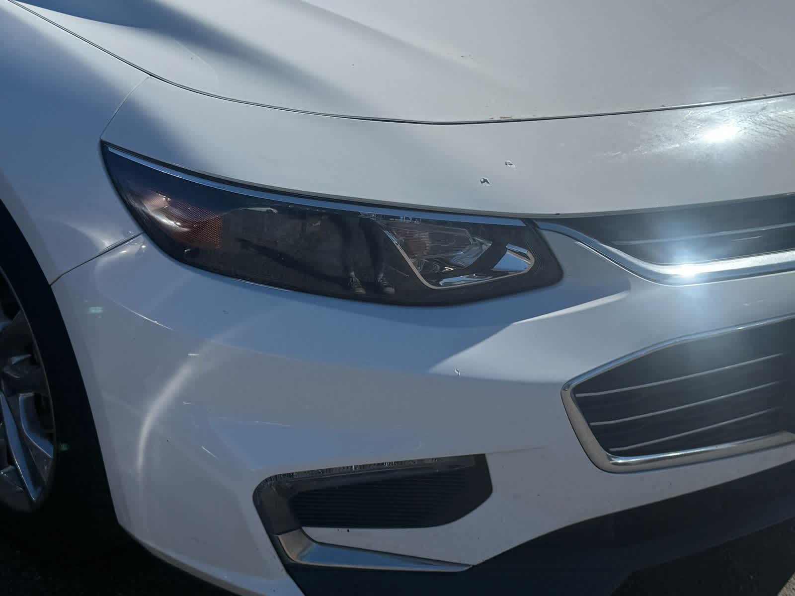 Thumbnail: 2018 Chevrolet Malibu - 18