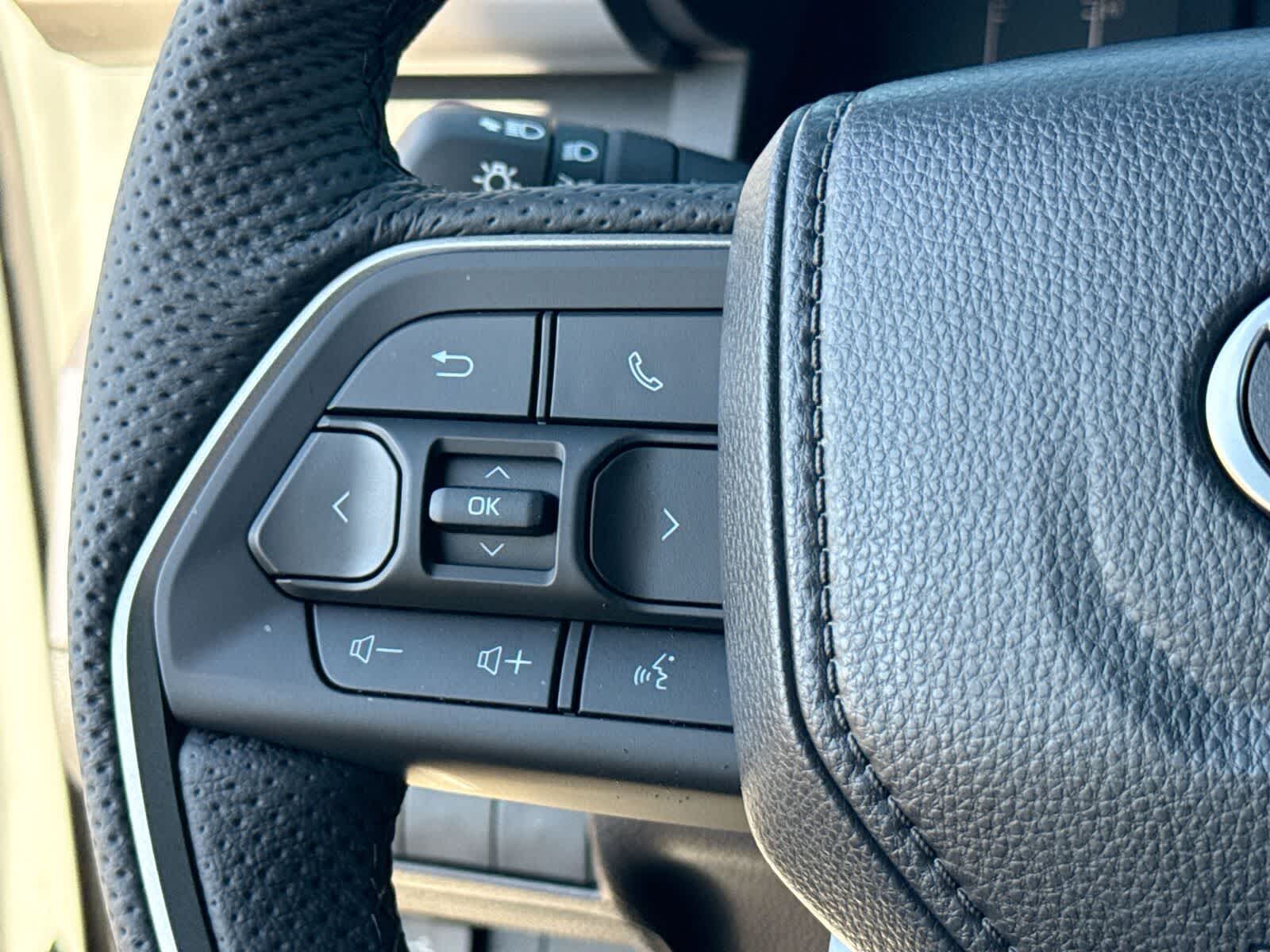 Thumbnail: 2025 Toyota Tacoma - 27