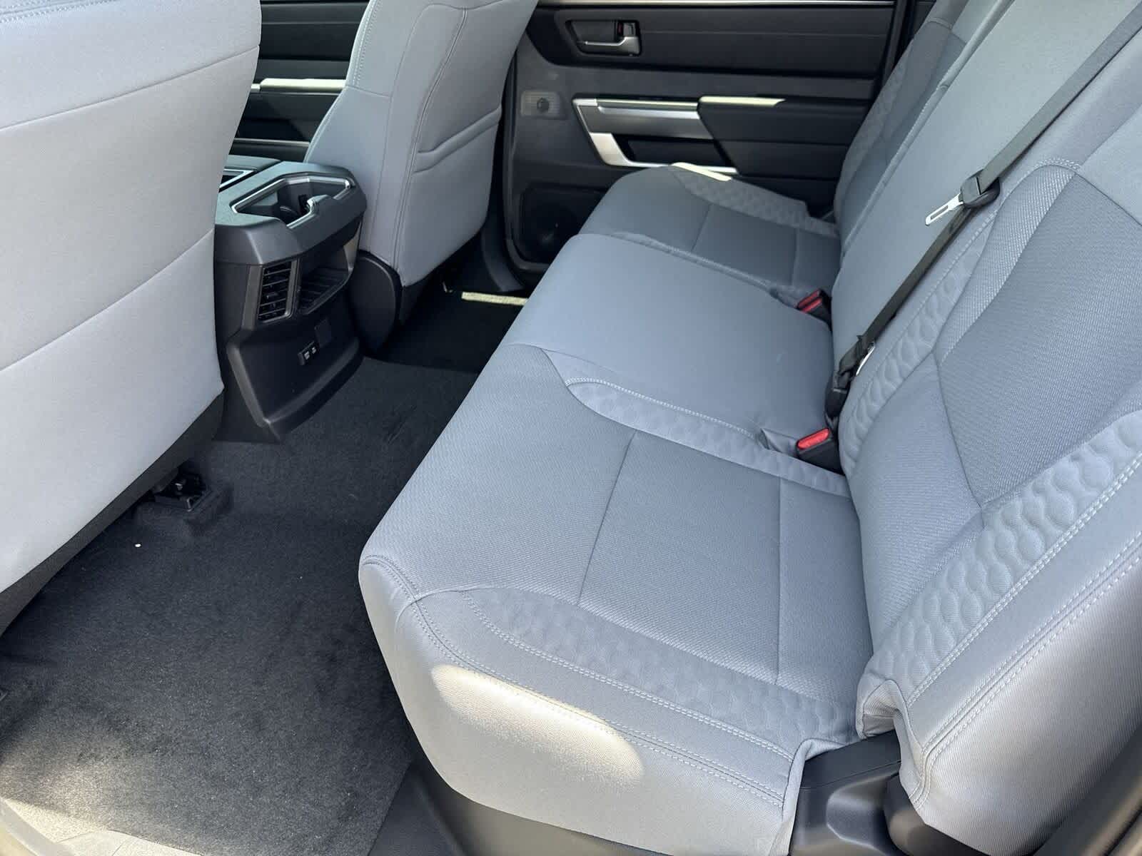 Thumbnail: 2025 Toyota Tundra - 14