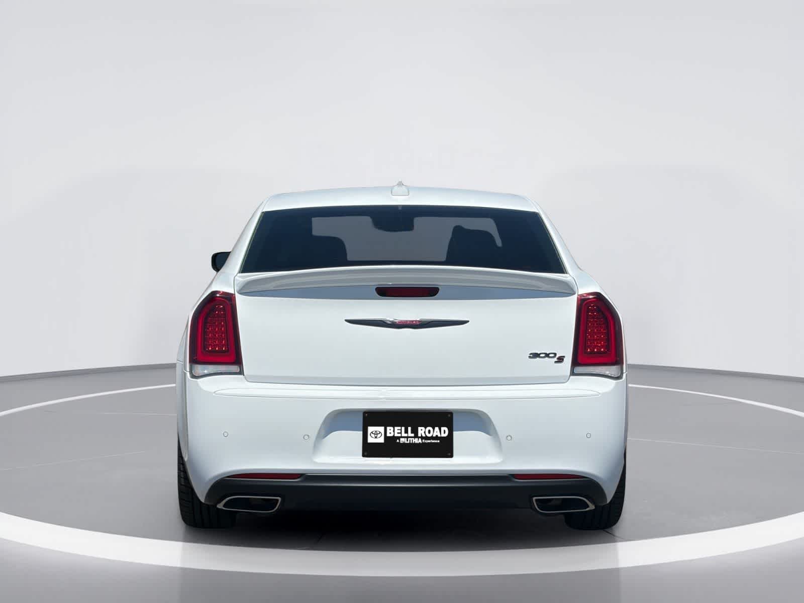 Thumbnail: 2021 Chrysler 300 - 5