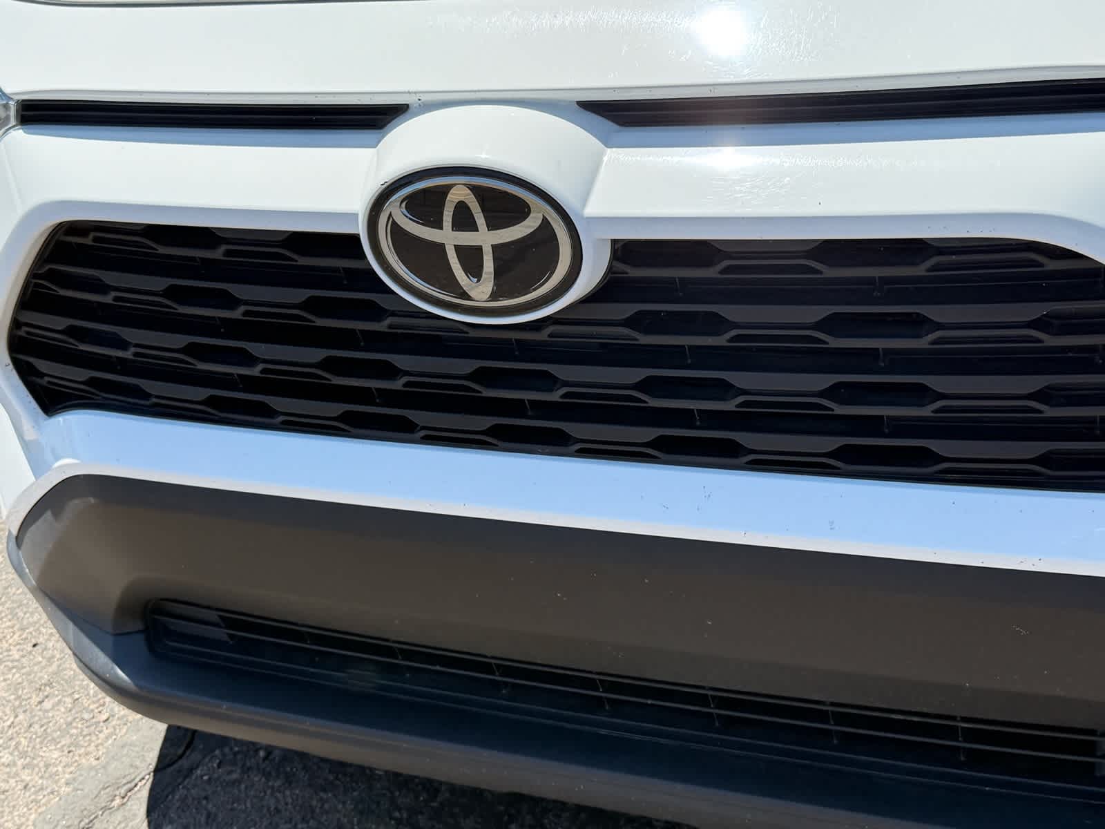 2024 Toyota RAV4 LE 19