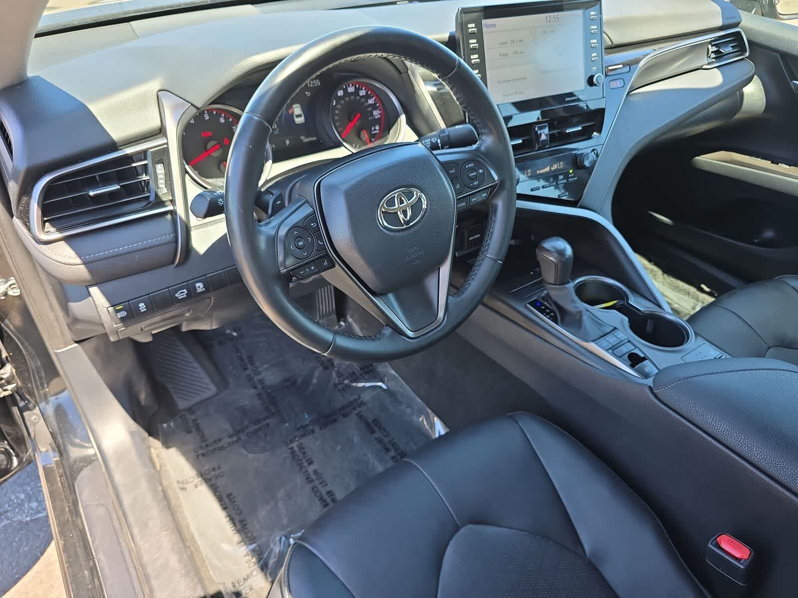 Thumbnail: 2023 Toyota Camry - 16