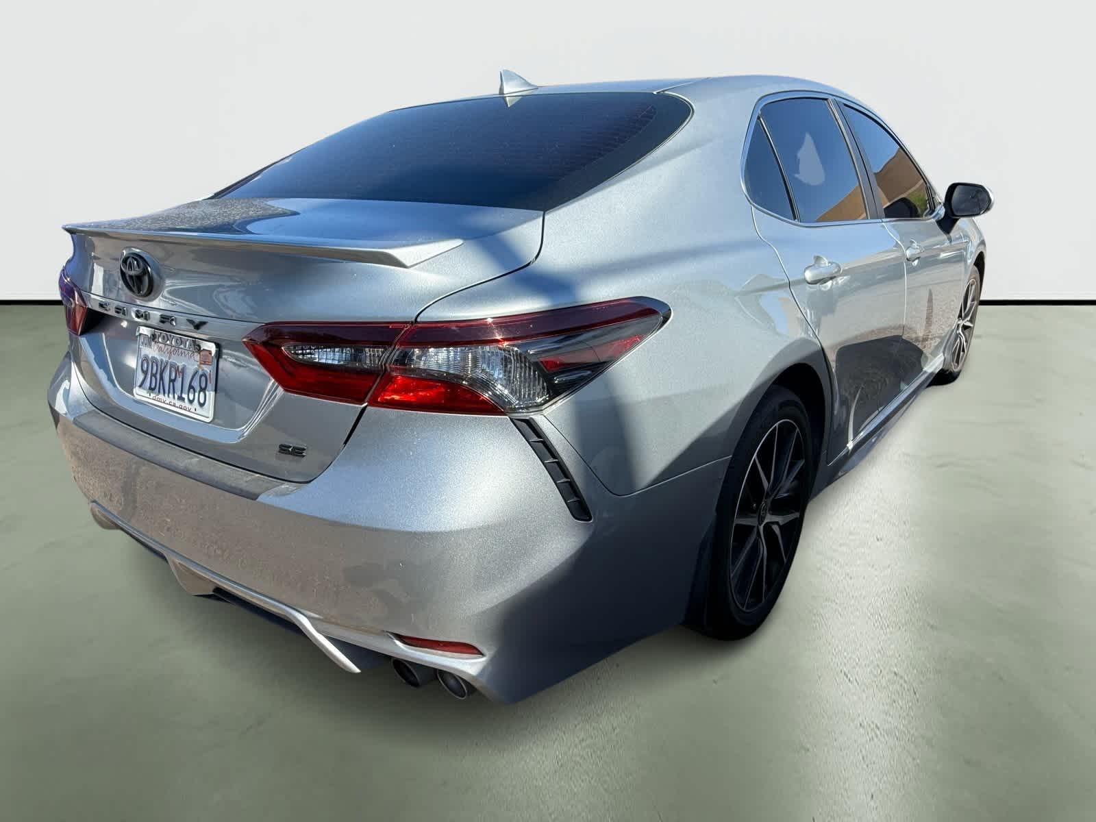 Thumbnail: 2022 Toyota Camry - 4