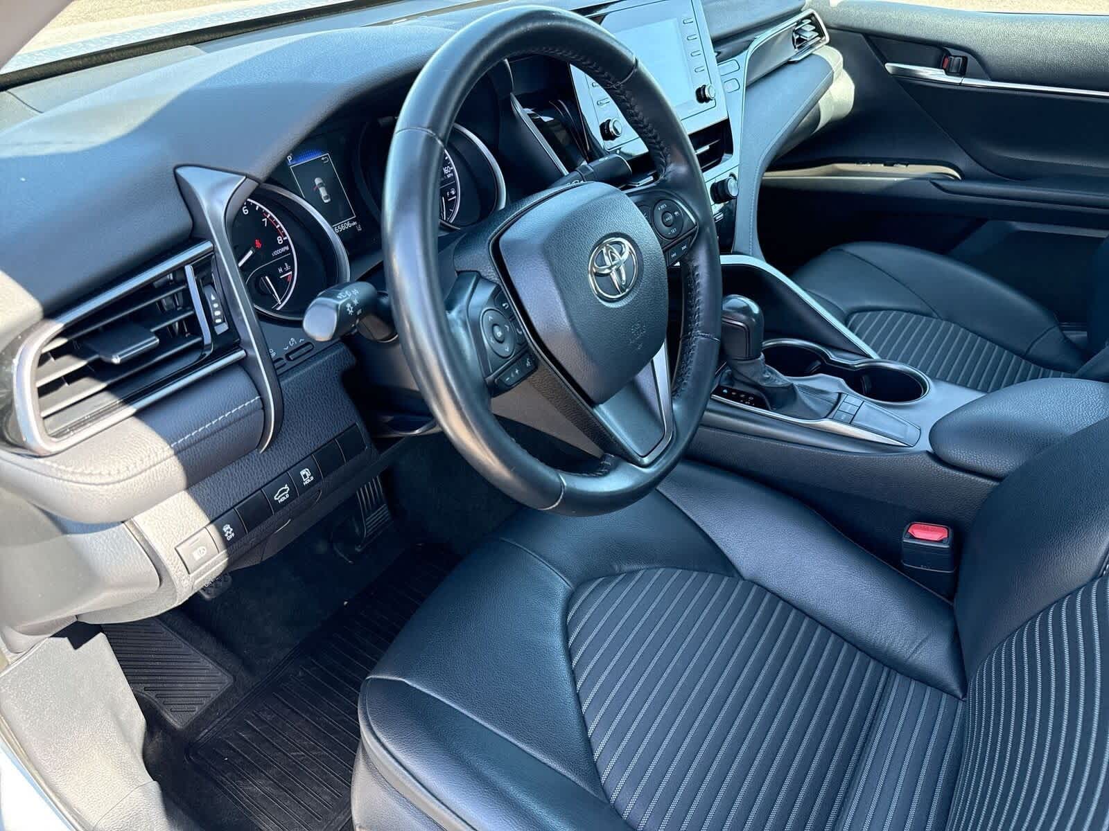 Thumbnail: 2023 Toyota Camry - 16