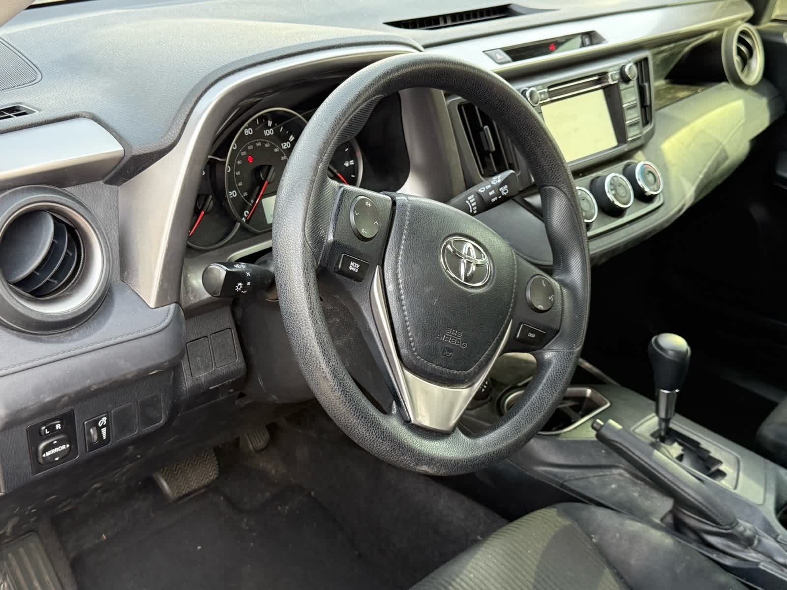 Thumbnail: 2016 Toyota RAV4 - 14