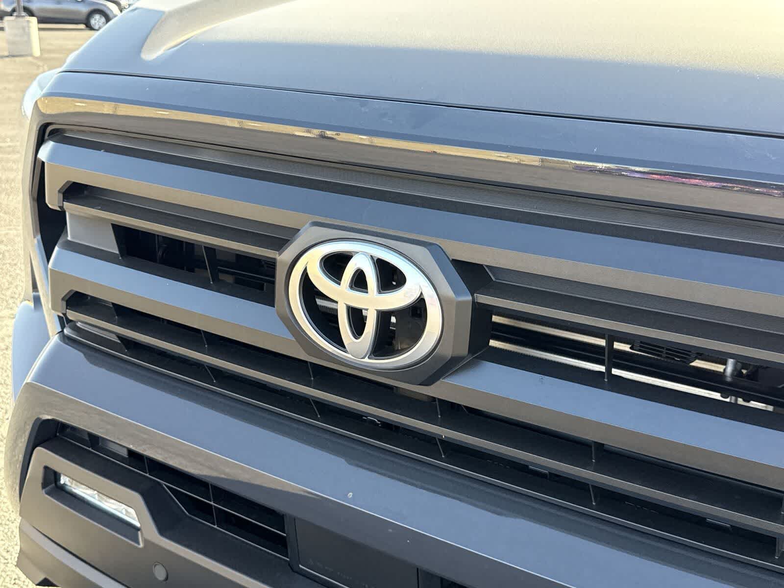 Thumbnail: 2025 Toyota Tacoma - 32