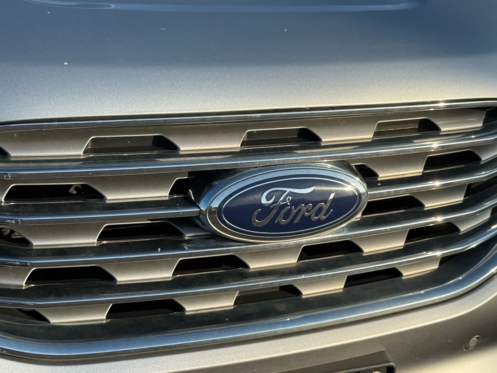 2022 Ford Edge Titanium 13