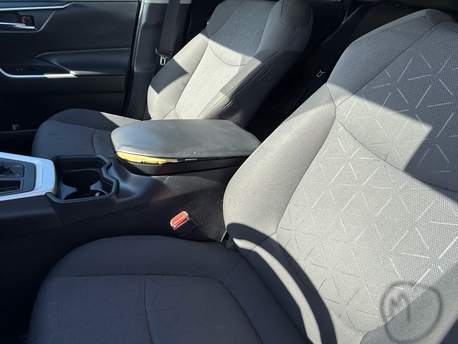 Thumbnail: 2020 Toyota RAV4 - 13