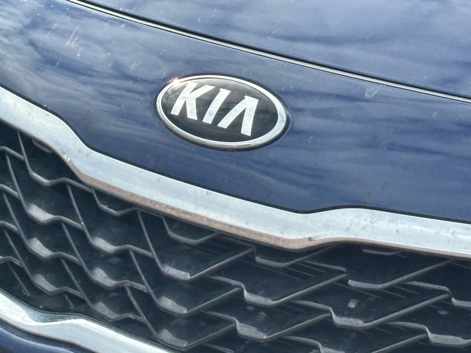 Thumbnail: 2020 Kia Optima - 17