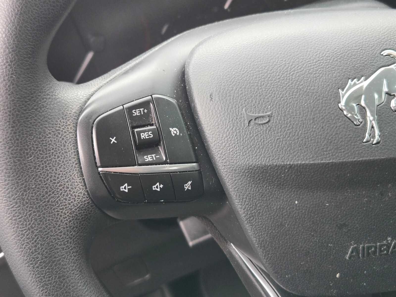 Thumbnail: 2021 Ford Bronco Sport - 16