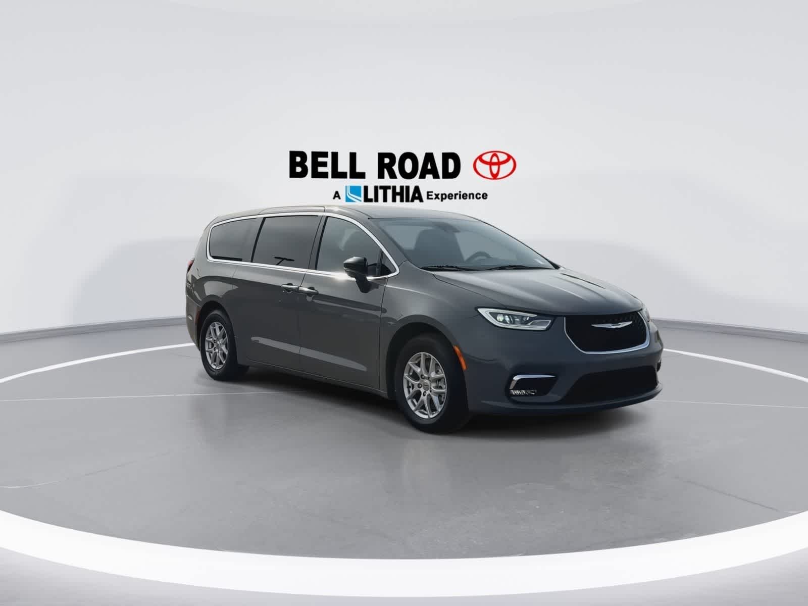 Thumbnail: 2025 Chrysler Pacifica - 2