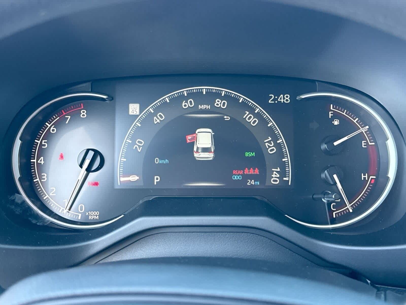 Thumbnail: 2025 Toyota RAV4 - 27