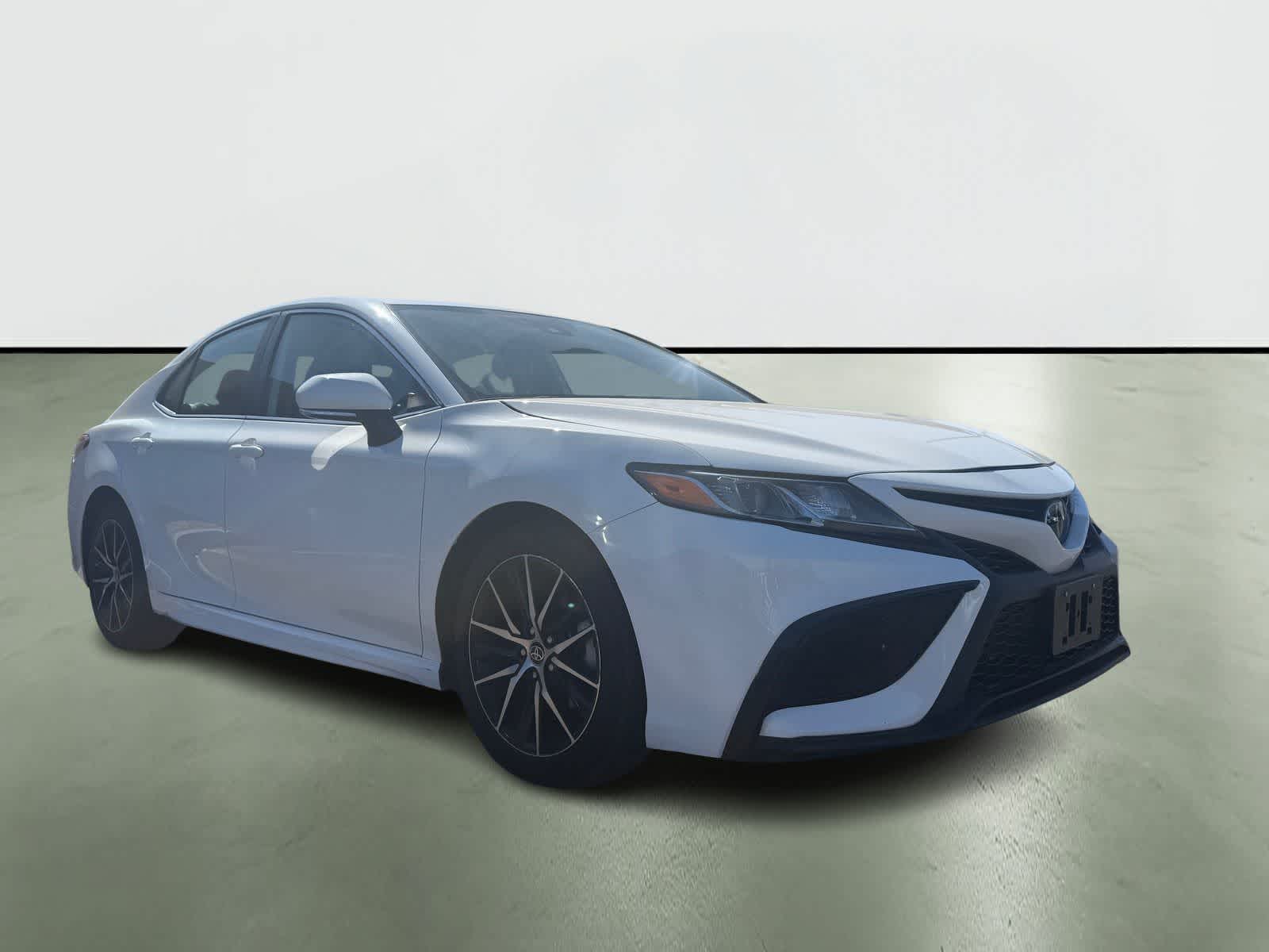 Thumbnail: 2023 Toyota Camry - 5