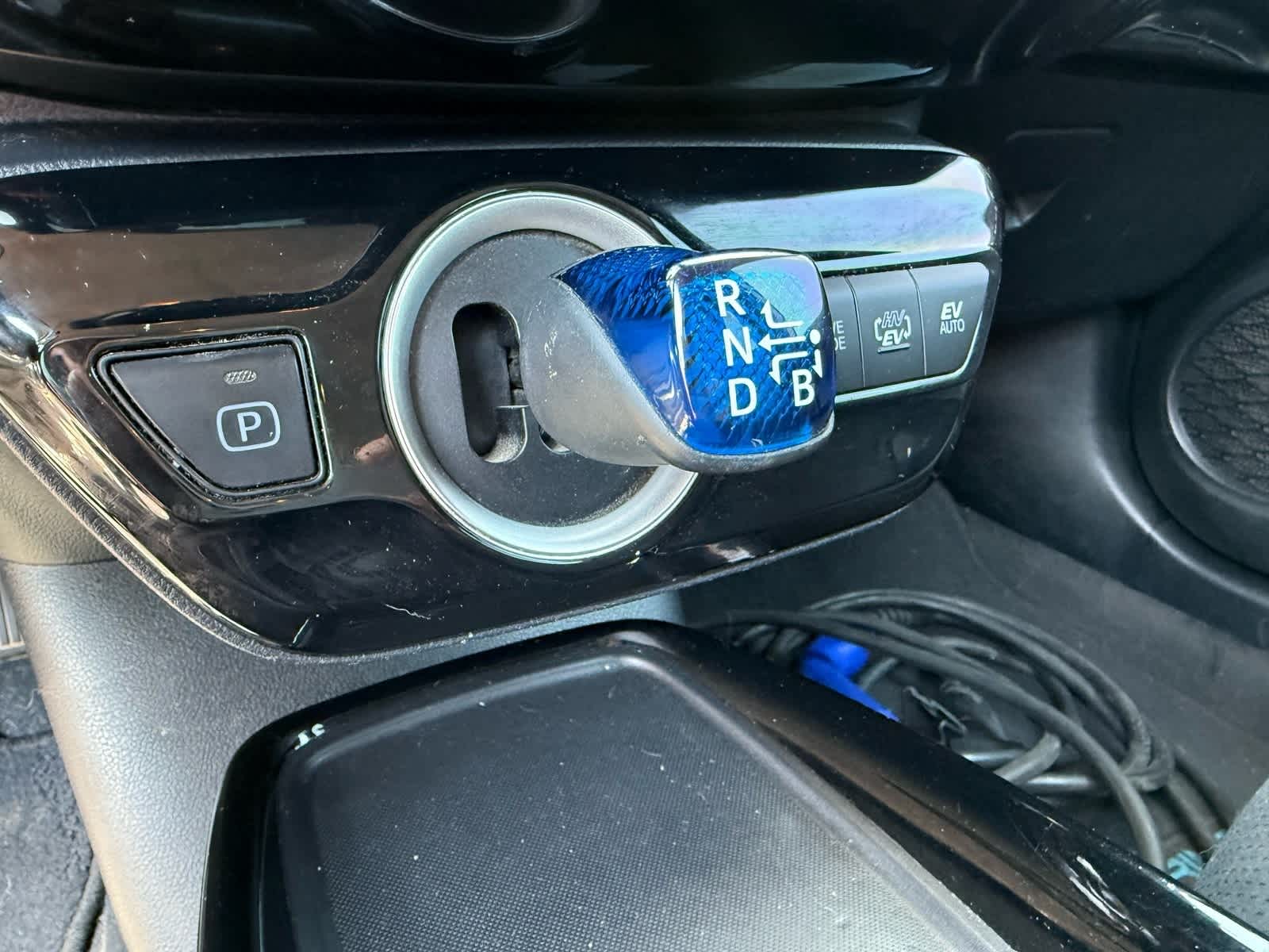 Thumbnail: 2021 Toyota Prius Prime - 17