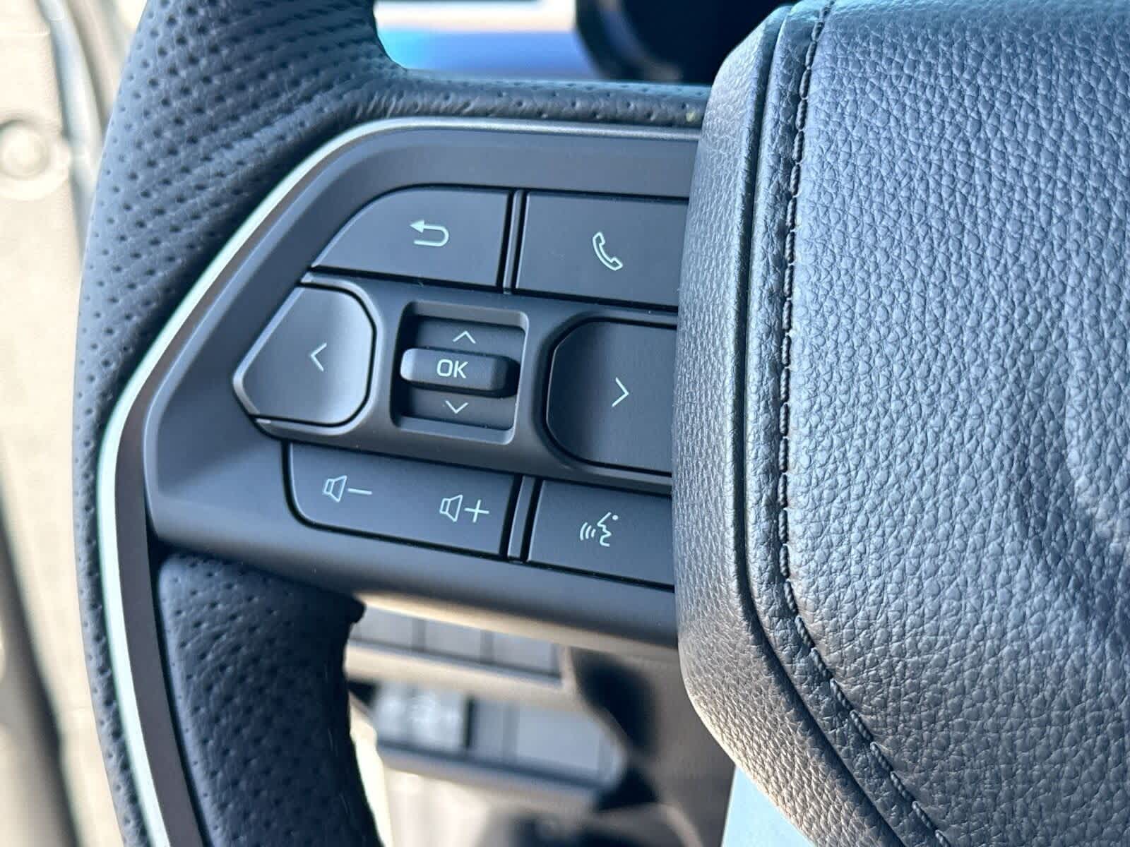 Thumbnail: 2025 Toyota Tacoma - 27